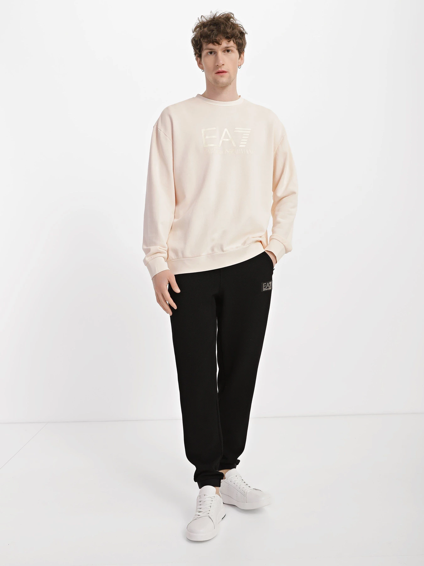 Худі та світшоти EA7 Unisex Dyed Summer модель 3RUM05-PJLMZ-1712 Худі та світшоти EA7 Unisex Dyed Summer модель 3RUM05-PJLMZ-1712 Фото