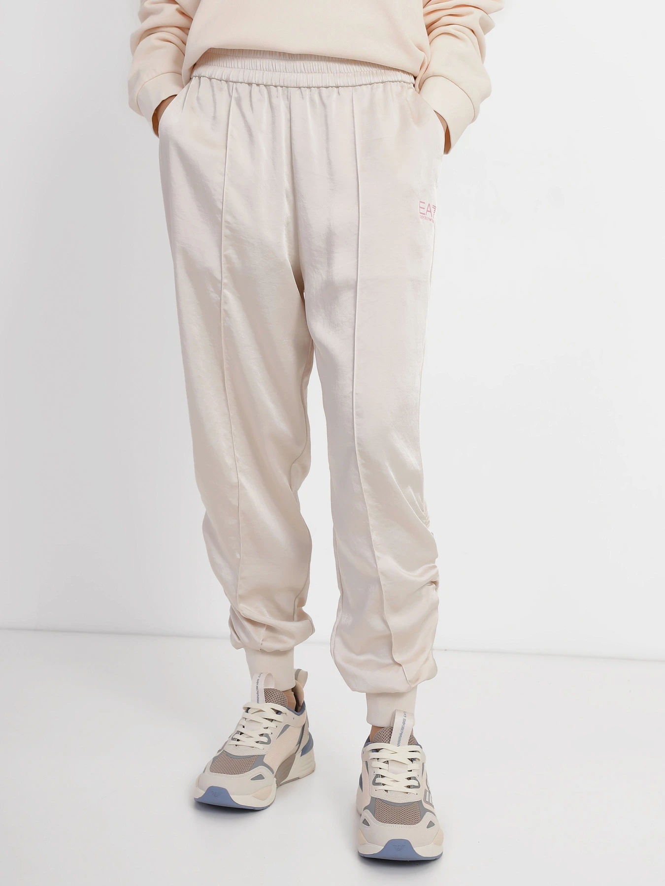 Брюки EA7 Sport Stylish модель 3RTP76-TNBLZ-1712 Брюки EA7 Sport Stylish модель 3RTP76-TNBLZ-1712 Фото