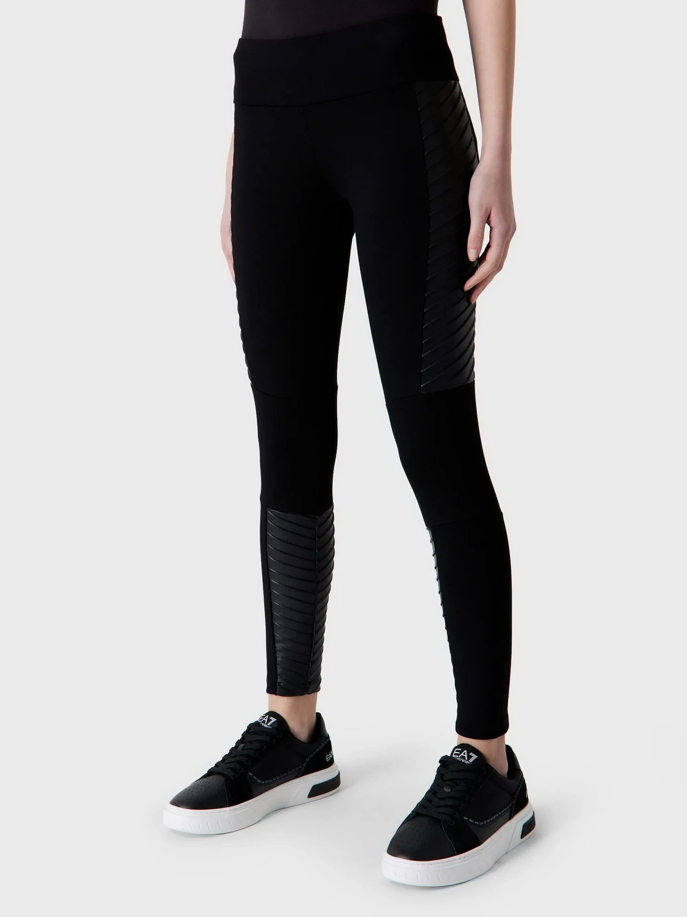 Брюки EA7 Winter Mix модель 6RTP73-TJRLZ-1200 Брюки EA7 Winter Mix модель 6RTP73-TJRLZ-1200 Фото
