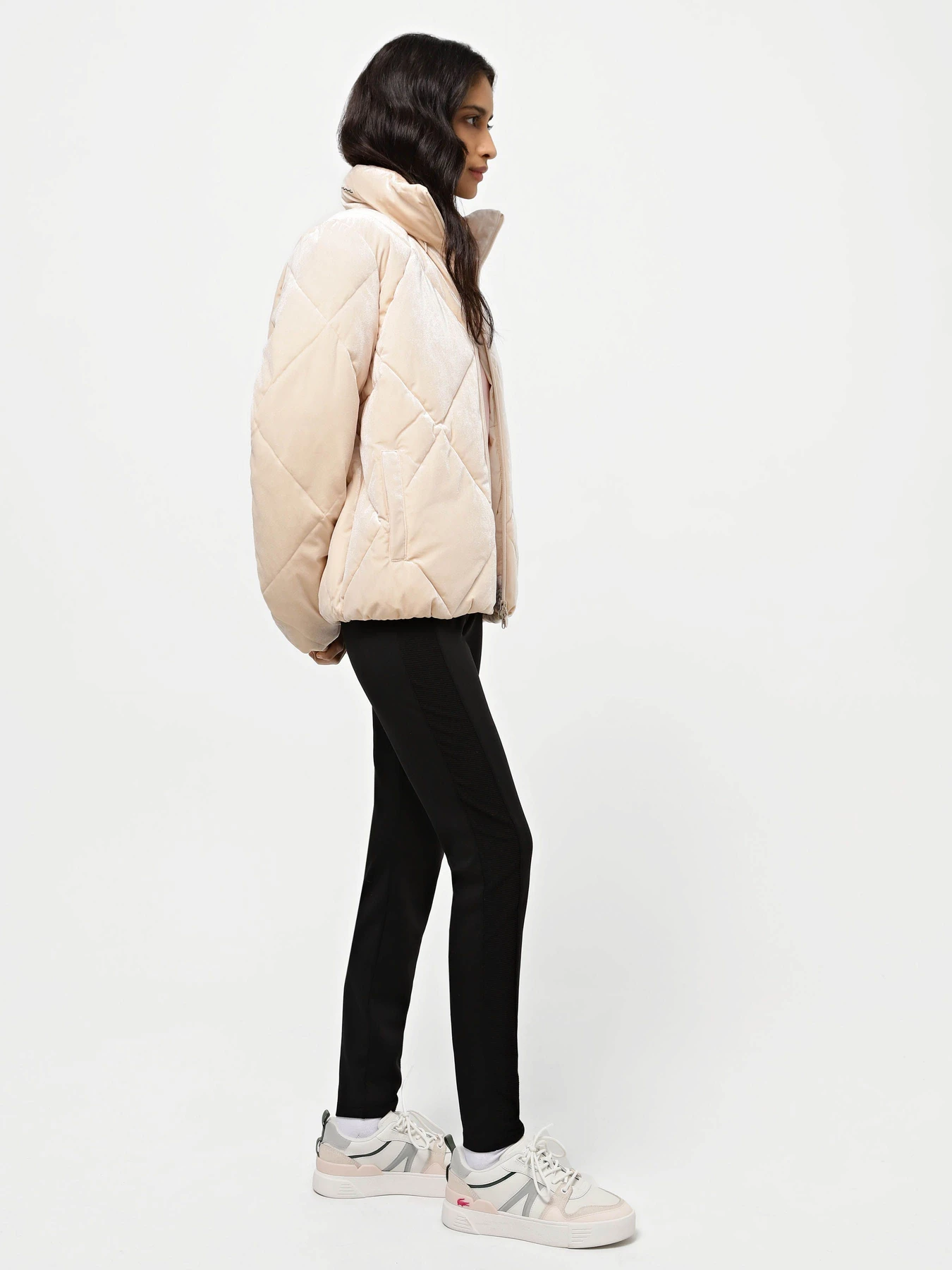 Куртки и дубленки EA7 Athletic Velour модель 6RTB04-TN7VZ-1707 Куртки и дубленки EA7 Athletic Velour модель 6RTB04-TN7VZ-1707 Фото