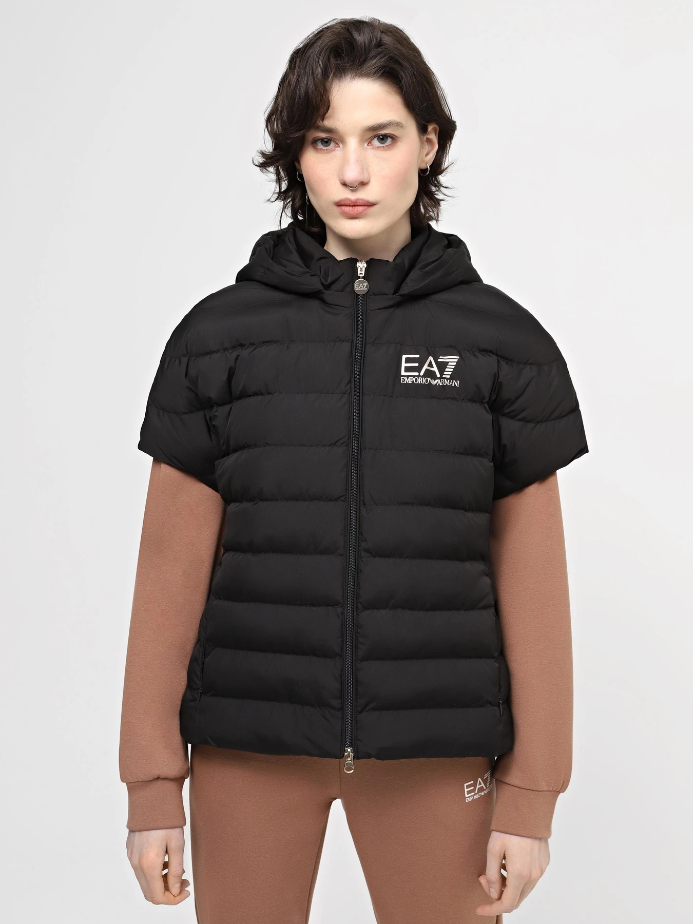 Куртки и дубленки EA7 Core модель 3DTB01-TNF8Z-0200 Куртки и дубленки EA7 Core модель 3DTB01-TNF8Z-0200 Фото