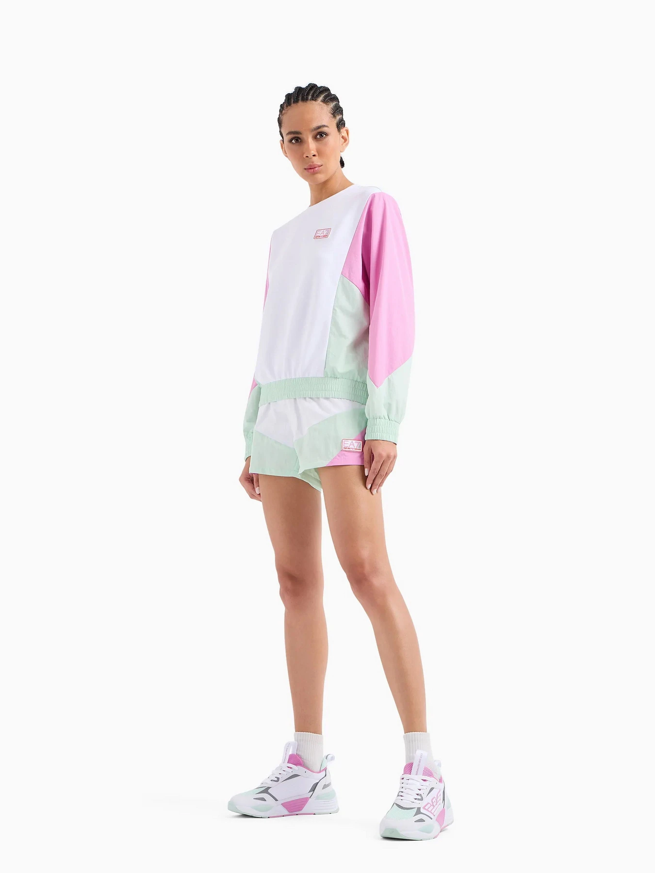 Шорты EA7 Contemporary Sport модель 3DTS56-TNBNZ-21BW Фото