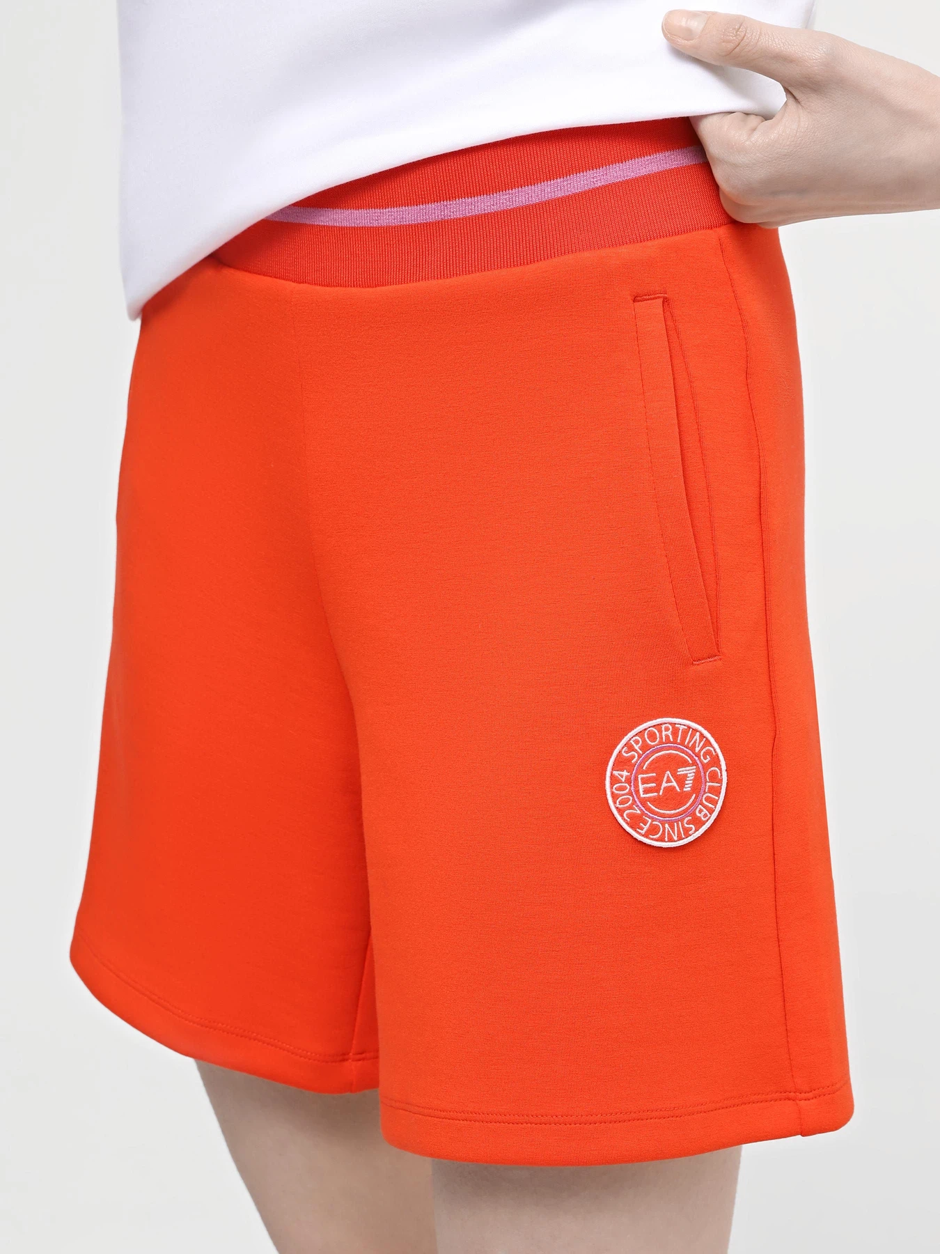 Шорты EA7 Sporting Club модель 3DTS65-TJKRZ-1464 Фото