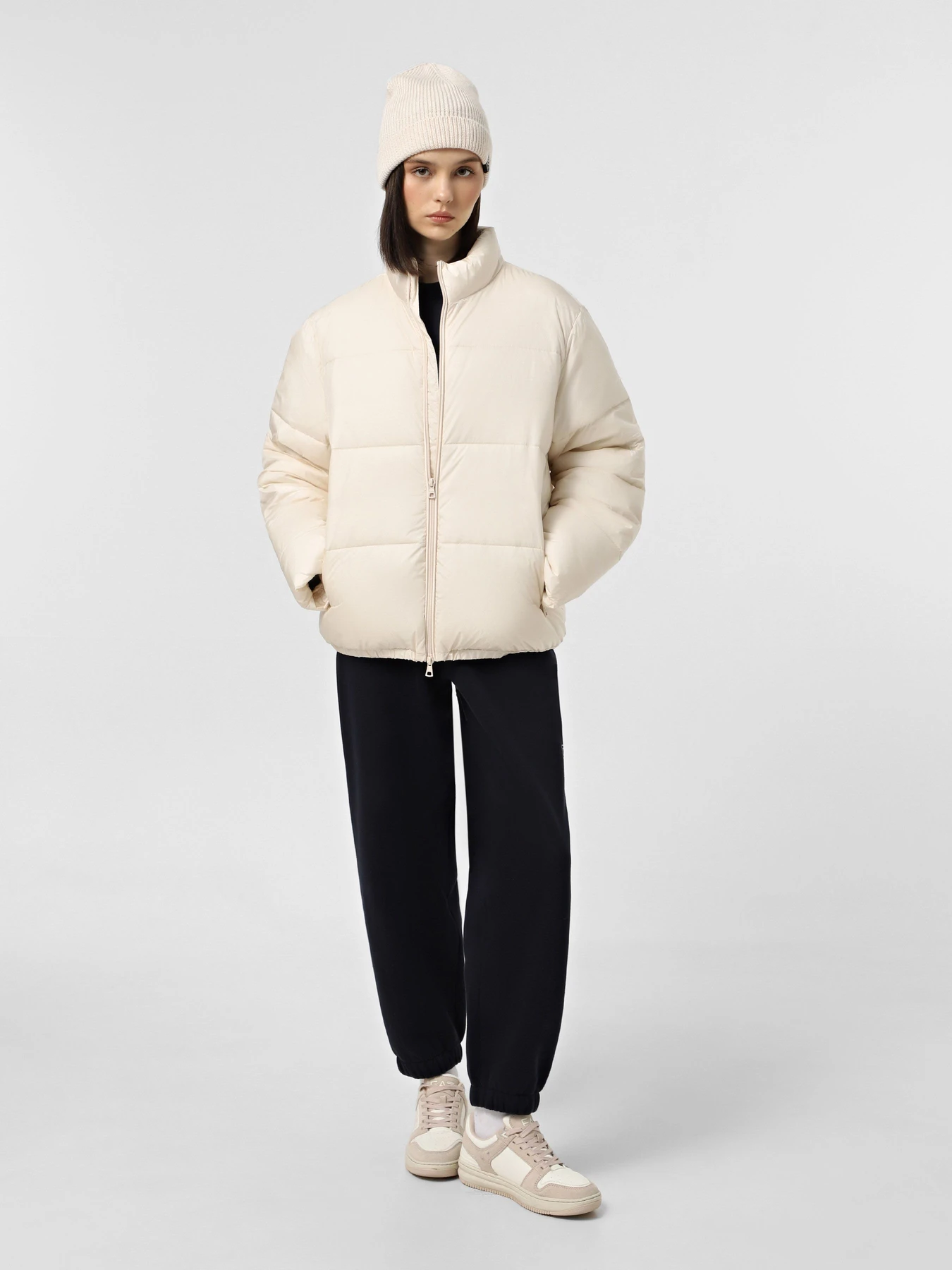 Куртки и дубленки EA7 Emporio Armani модель 6DUB02-PNHXZ-1713 Куртки и дубленки EA7 Emporio Armani модель 6DUB02-PNHXZ-1713 Фото