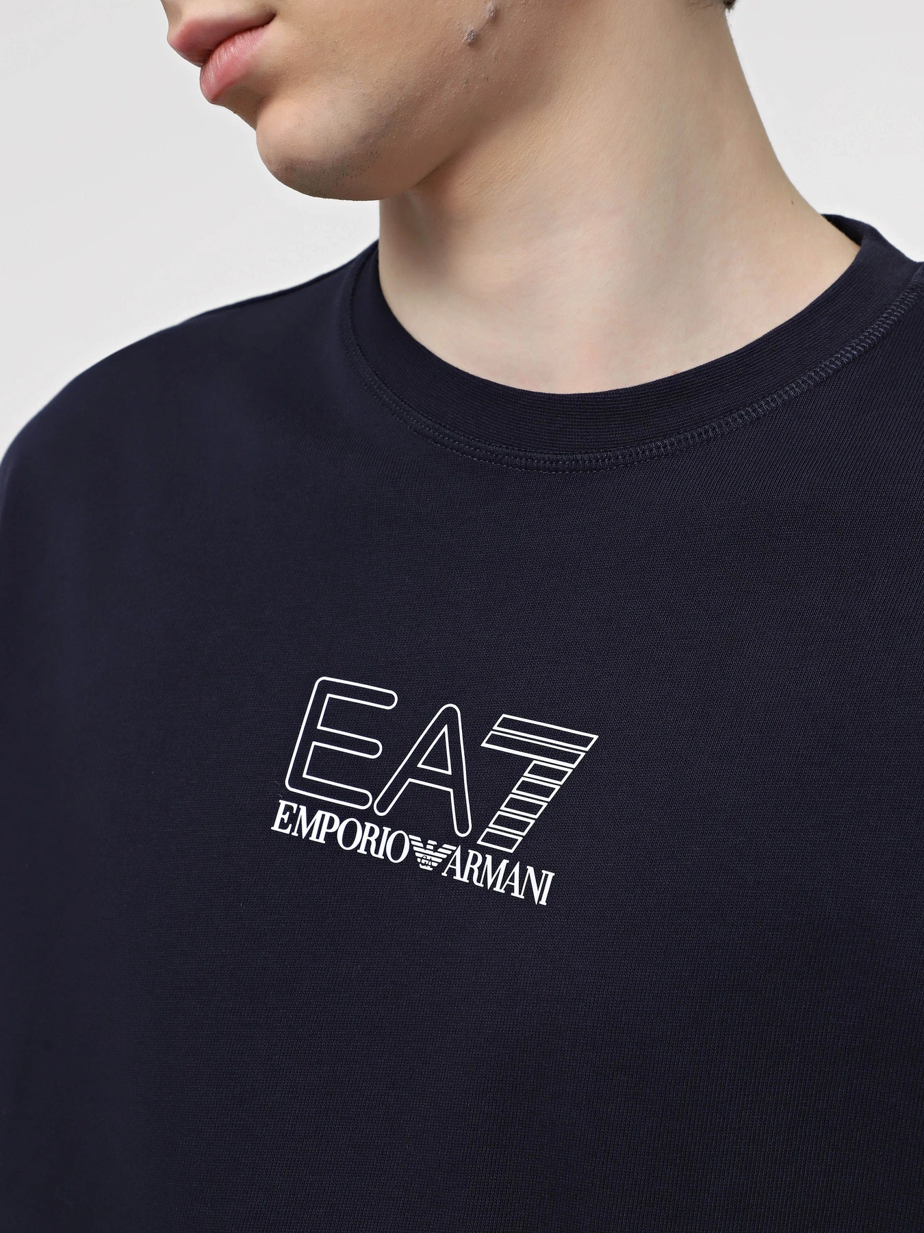 Футболки и поло EA7 модель 6DUT11-PJONZ-1562 Футболки и поло EA7 модель 6DUT11-PJONZ-1562 Фото