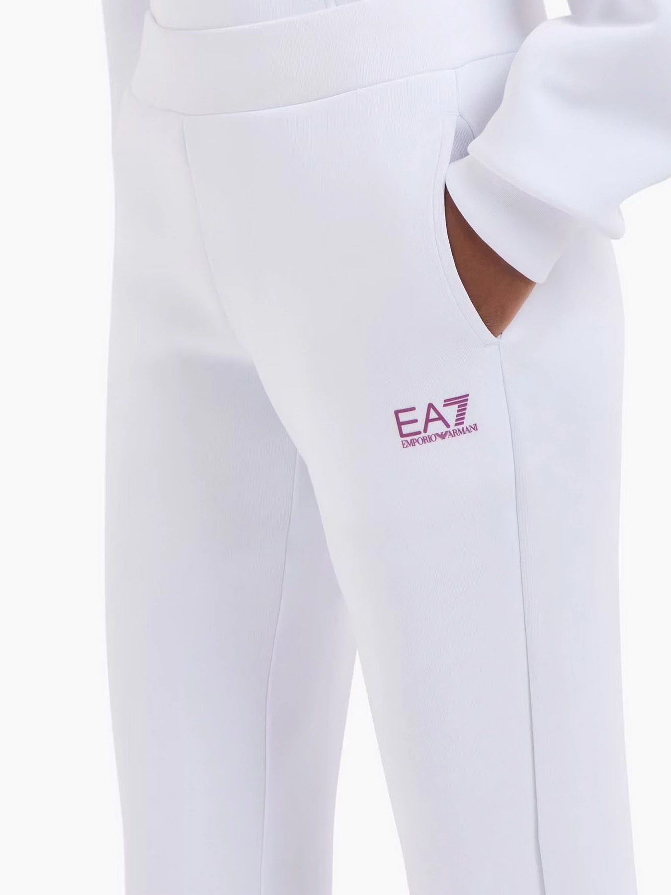 Брюки EA7 Logo Series модель 6DTP69-TJUXZ-1100 Брюки EA7 Logo Series модель 6DTP69-TJUXZ-1100 Фото