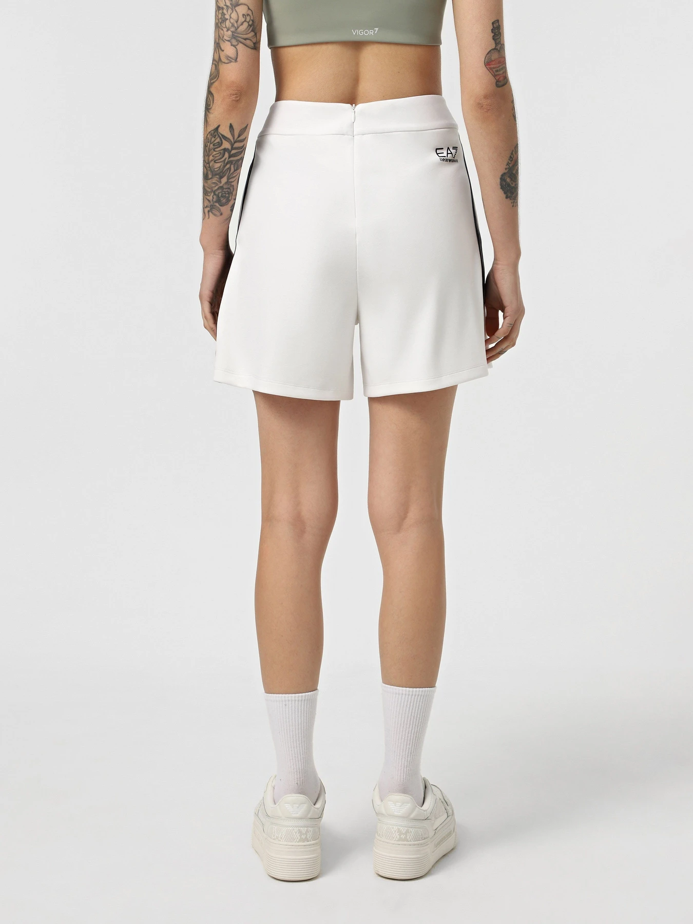 Шорты EA7 Logo Series модель 7W000176-AF12643-U0002 Фото