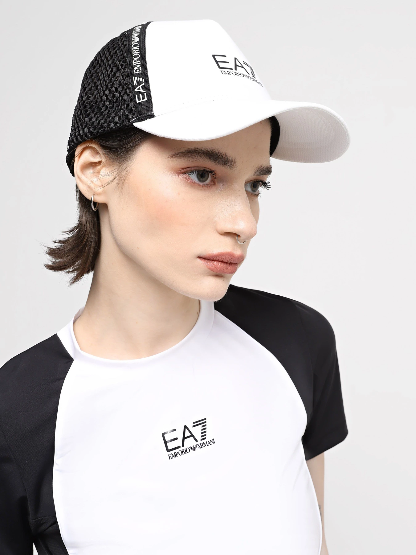 Шапки та кепки EA7 модель 240146-4R106-54510 Шапки та кепки EA7 модель 240146-4R106-54510 Фото