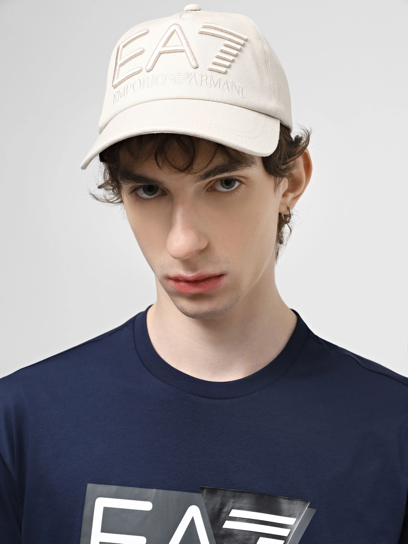 Шапки и кепки EA7 Logo Series модель 245091-CC980-23814 Шапки и кепки EA7 Logo Series модель 245091-CC980-23814 Фото