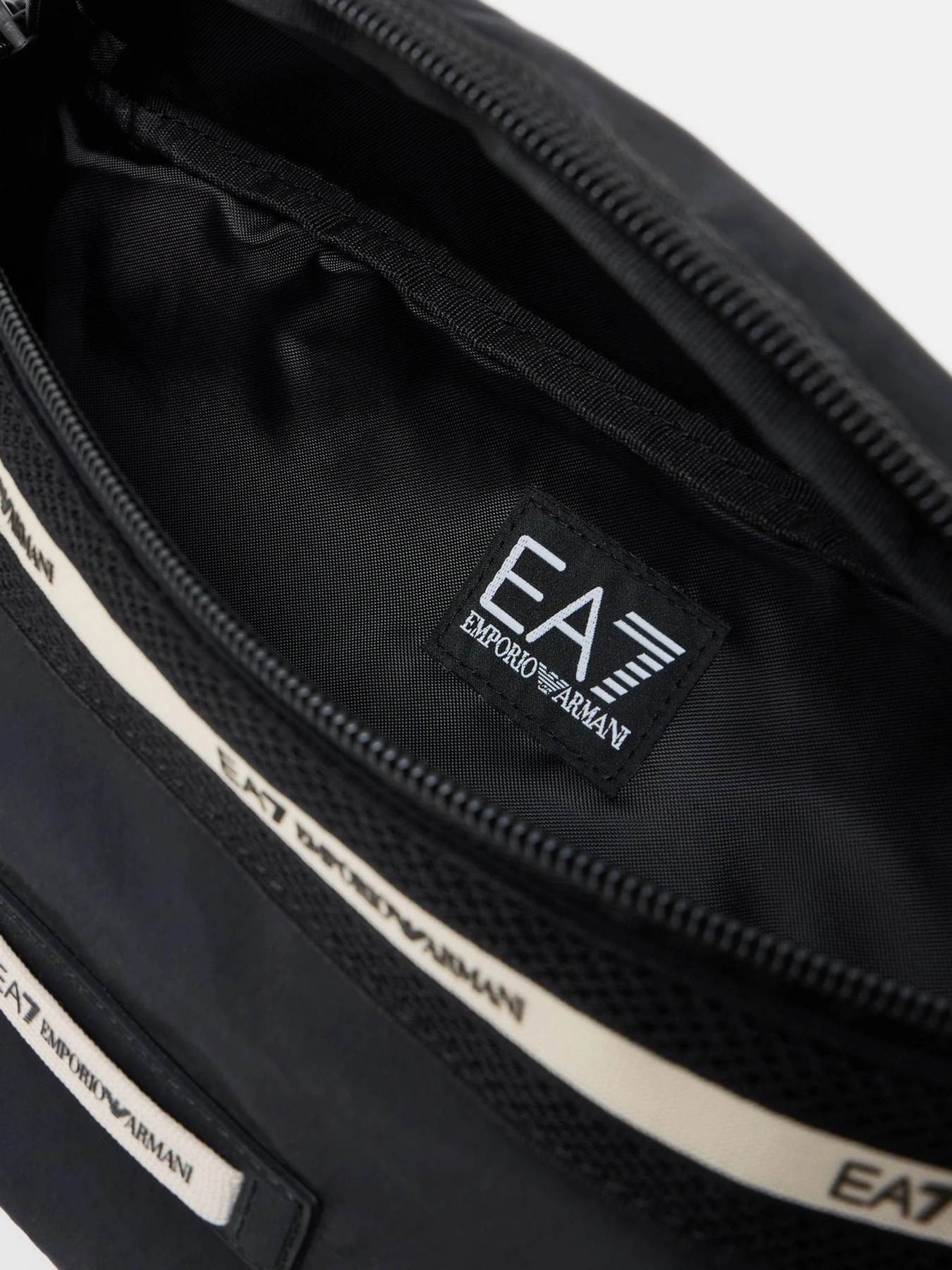 Сумки EA7 модель 7X000637-AF23098-UC001 Сумки EA7 модель 7X000637-AF23098-UC001 Фото