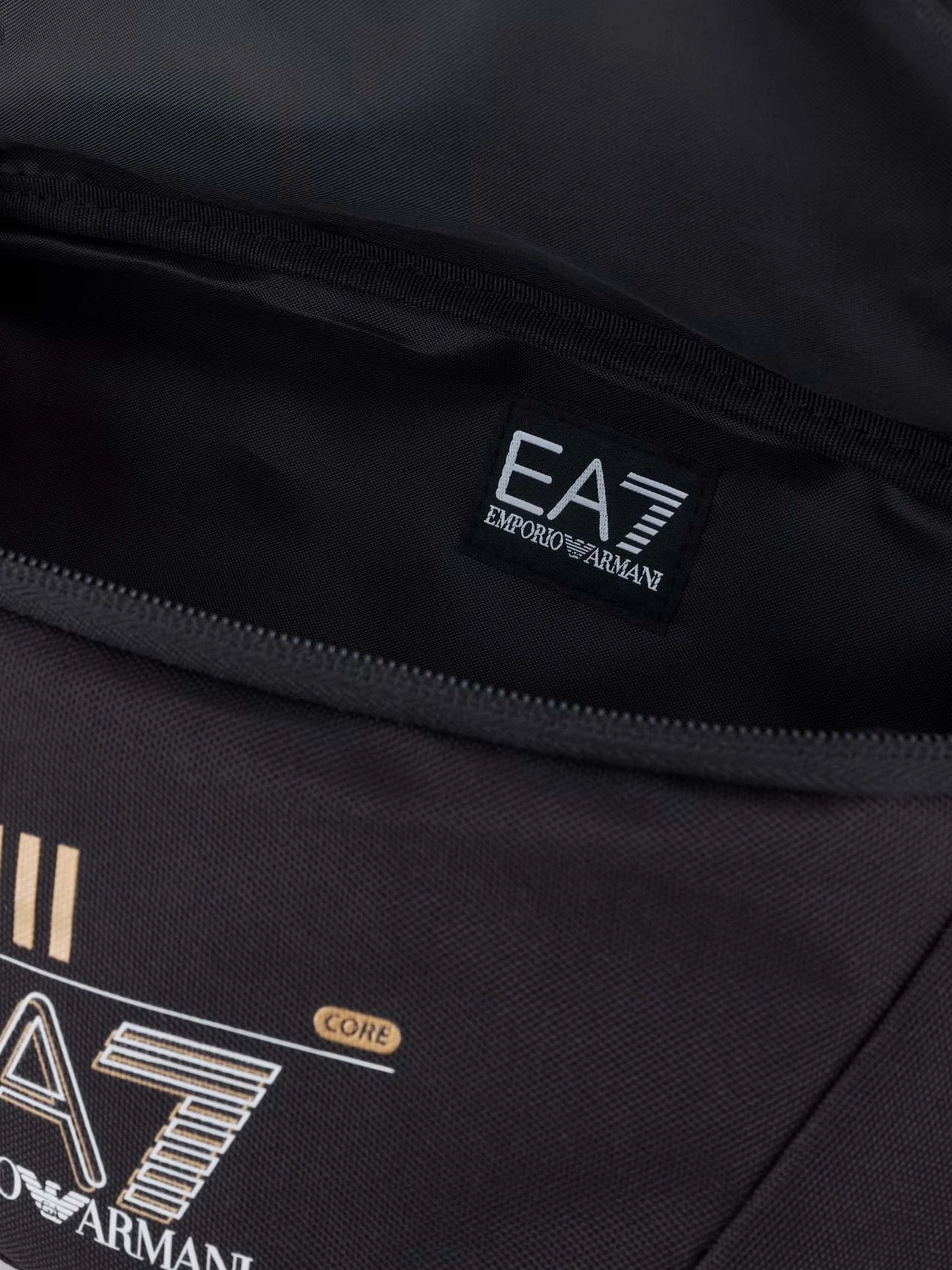 Сумки EA7 модель 245079-CC940-26121 Сумки EA7 модель 245079-CC940-26121 Фото