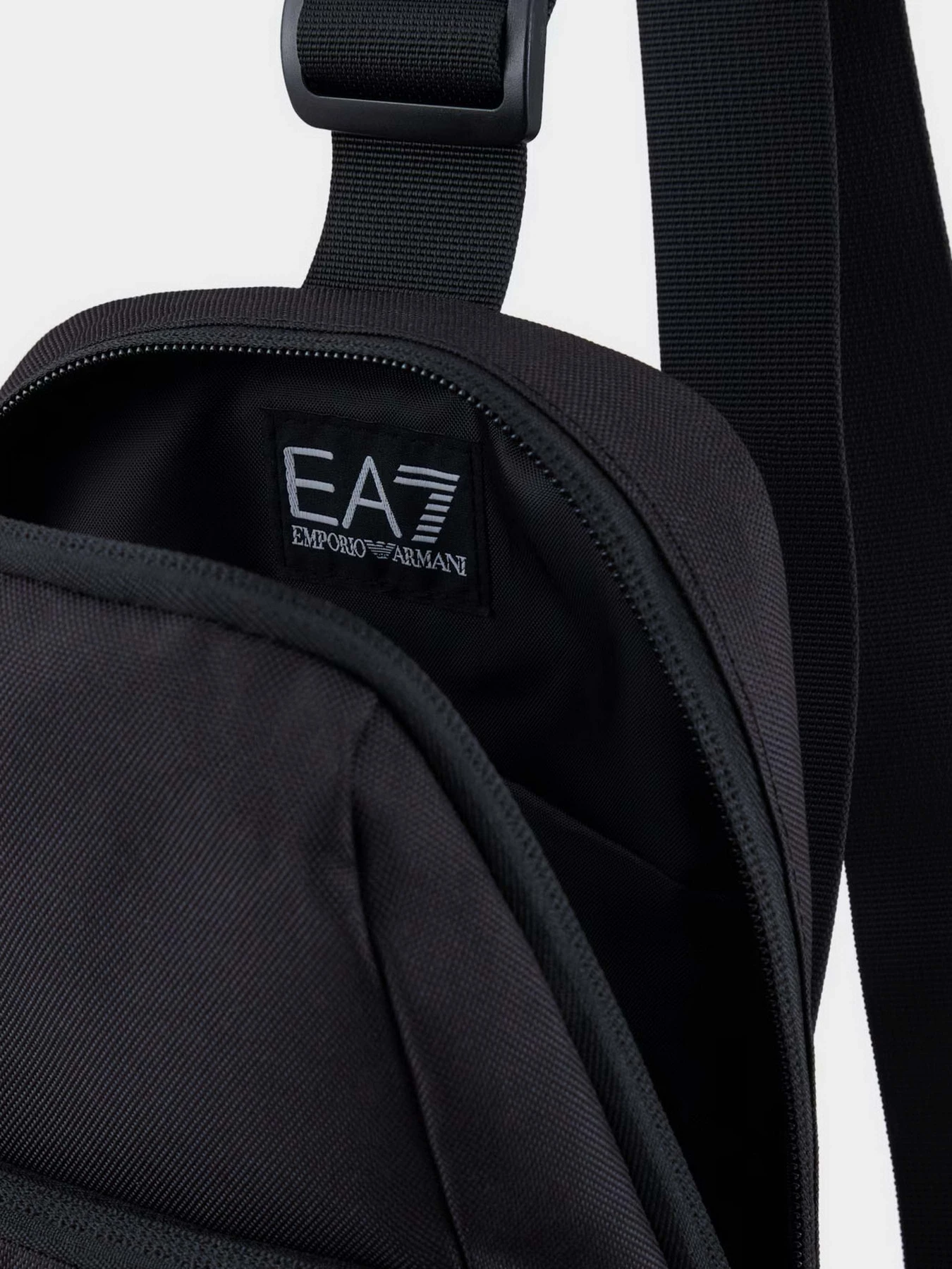 Сумки EA7 модель 245087-CC940-26121 Сумки EA7 модель 245087-CC940-26121 Фото