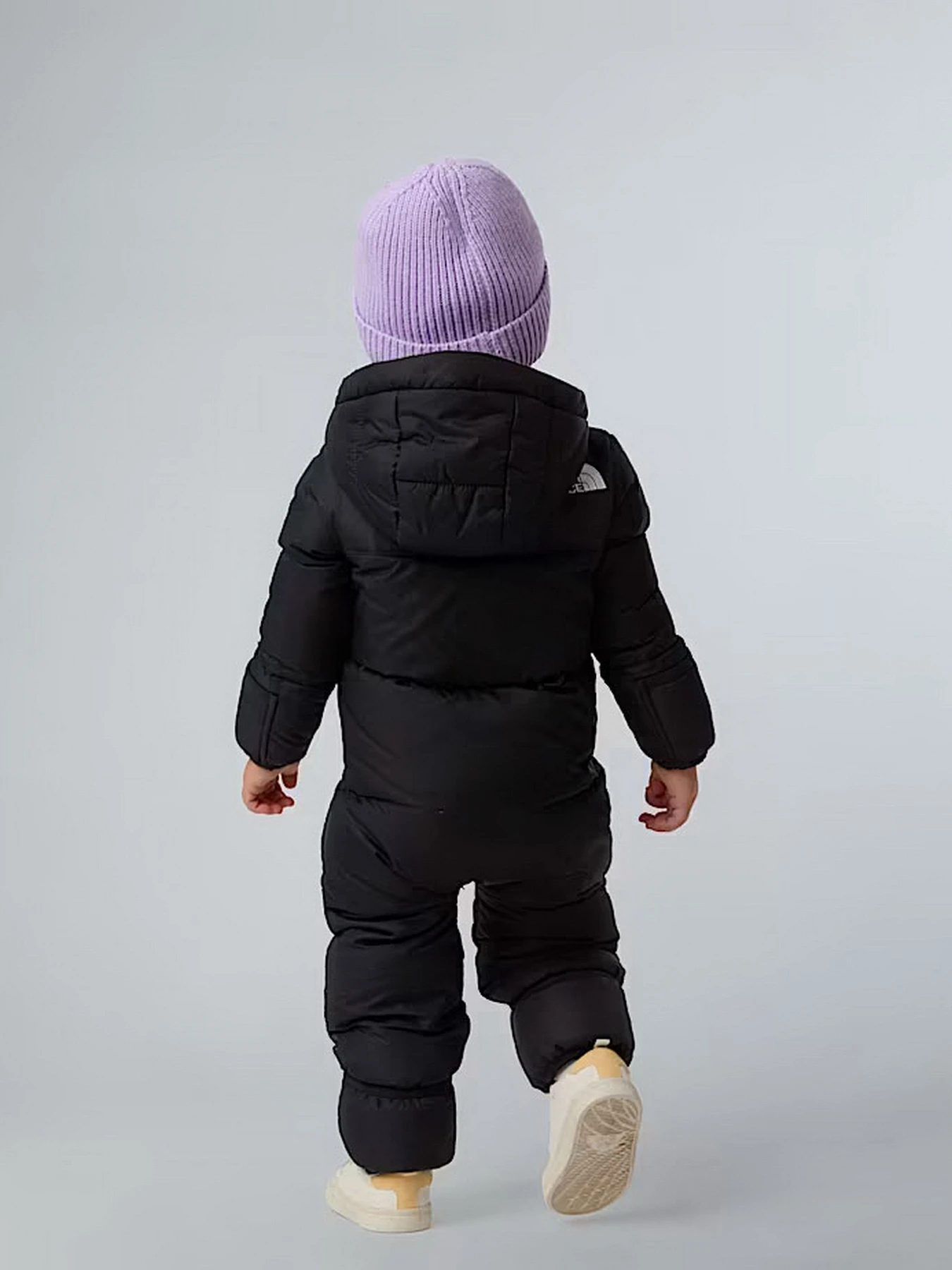 Комбинезоны The North Face модель NF0A7WPFGOF1 Комбинезоны The North Face модель NF0A7WPFGOF1 Фото