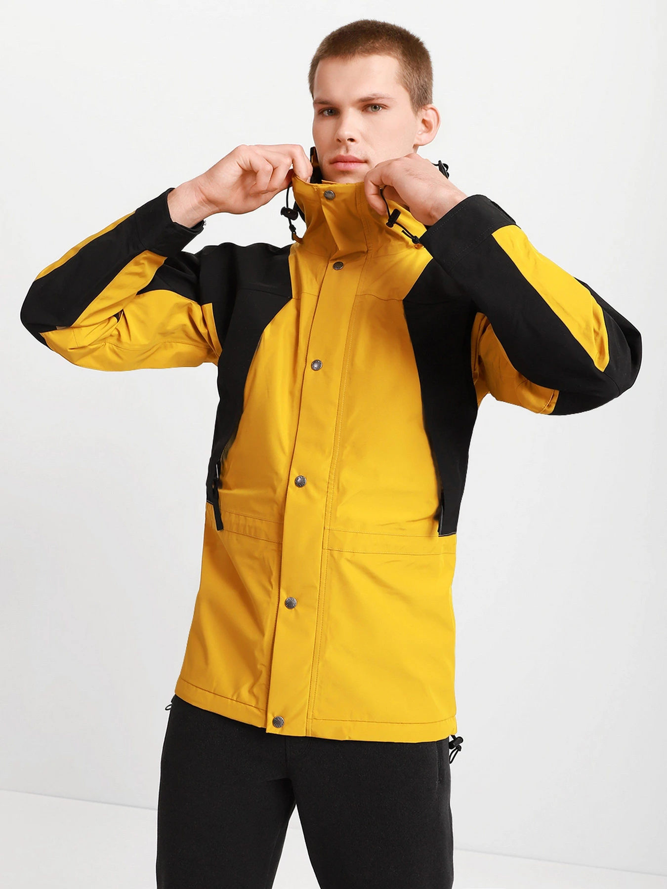 Куртки и дубленки The North Face Mountain Light Futurelight™ 1994 Retro модель NF0A4R52H9D1 Фото