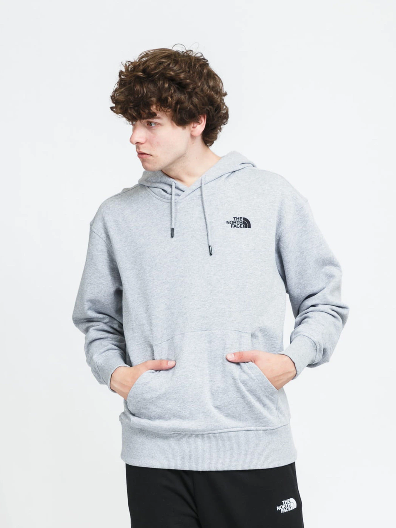 Худі та світшоти The North Face Face U Over модель NF0A5IHWDYX1 Худі та світшоти The North Face Face U Over модель NF0A5IHWDYX1 Фото