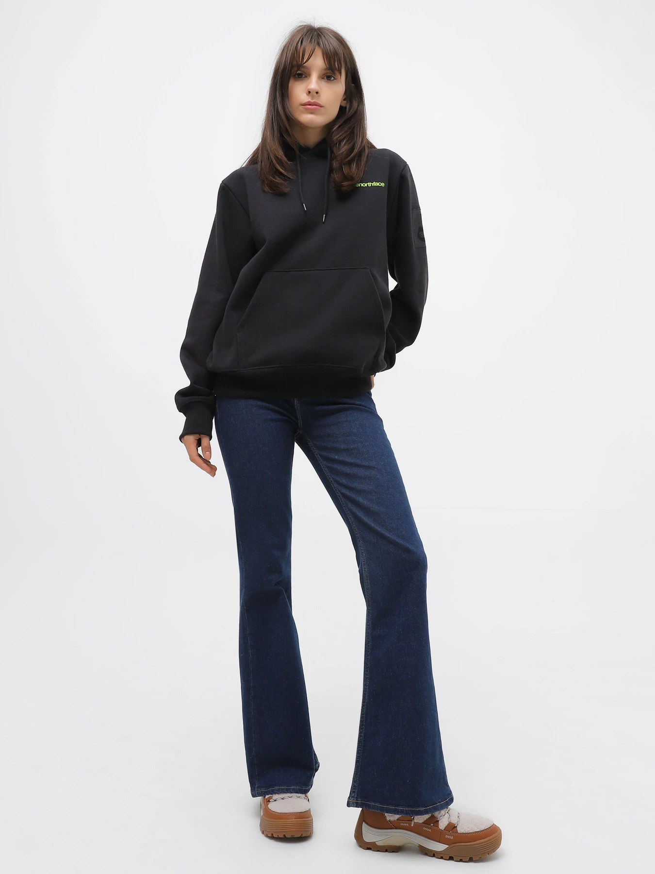 Худі та світшоти The North Face Mountain Heavyweight модель NF0A5J4QJK31 Фото