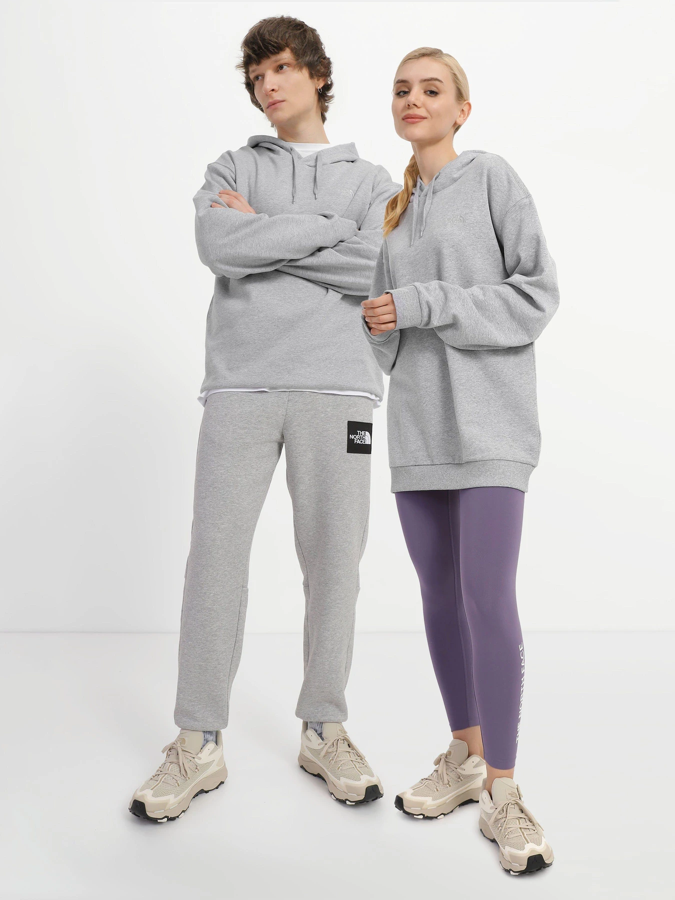Худи и свитшоты The North Face Oversized модель NF0A5IGCDYX1 Худи и свитшоты The North Face Oversized модель NF0A5IGCDYX1 Фото
