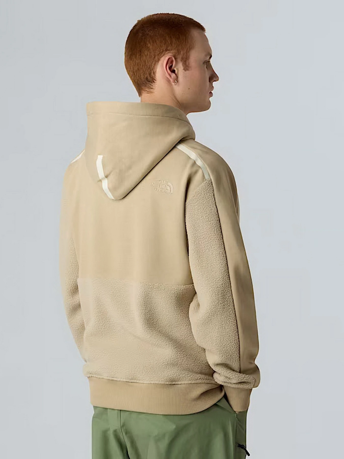 Худи и свитшоты The North Face модель NF0A8E7FCEL1 Фото