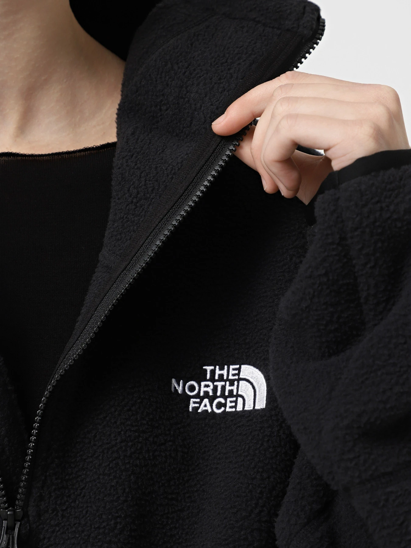 Худи и свитшоты The North Face Dirus модель NF0A8F1XJK31 Худи и свитшоты The North Face Dirus модель NF0A8F1XJK31 Фото