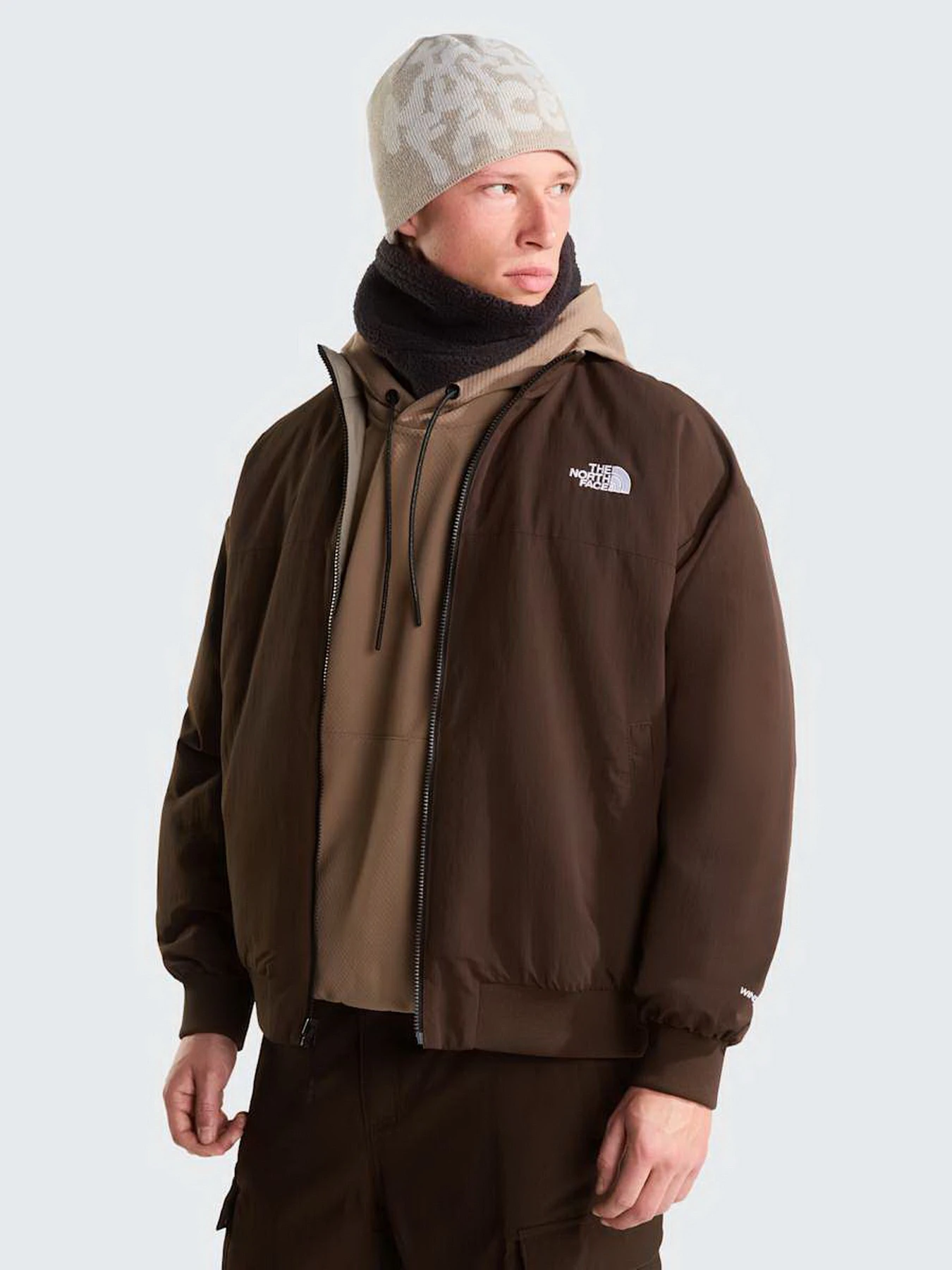 Куртки та дублянки The North Face AFTERBURNER REVERSIBLE BOMBER модель NF0A8H2CSM61 Фото