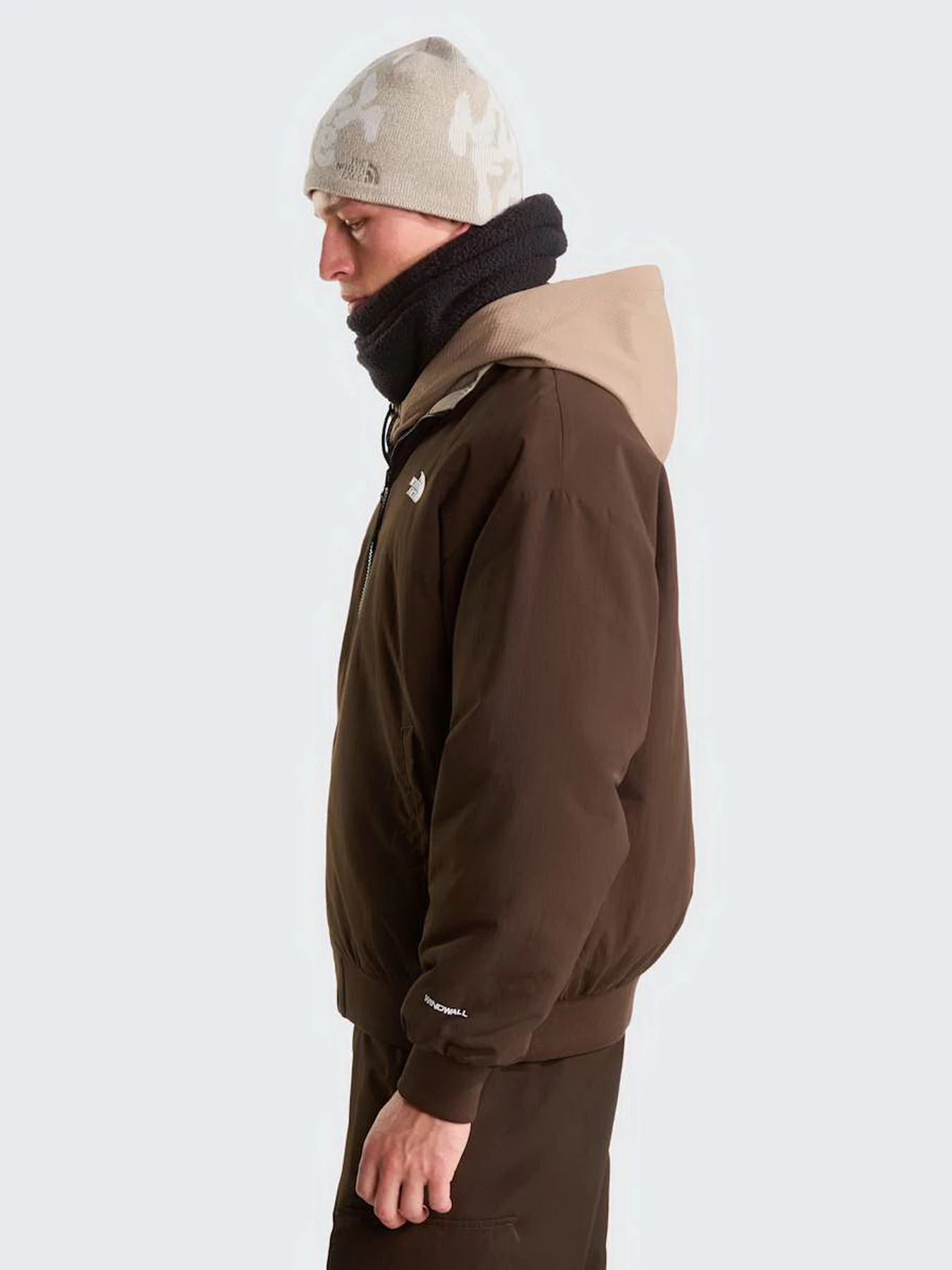 Куртки та дублянки The North Face AFTERBURNER REVERSIBLE BOMBER модель NF0A8H2CSM61 Фото