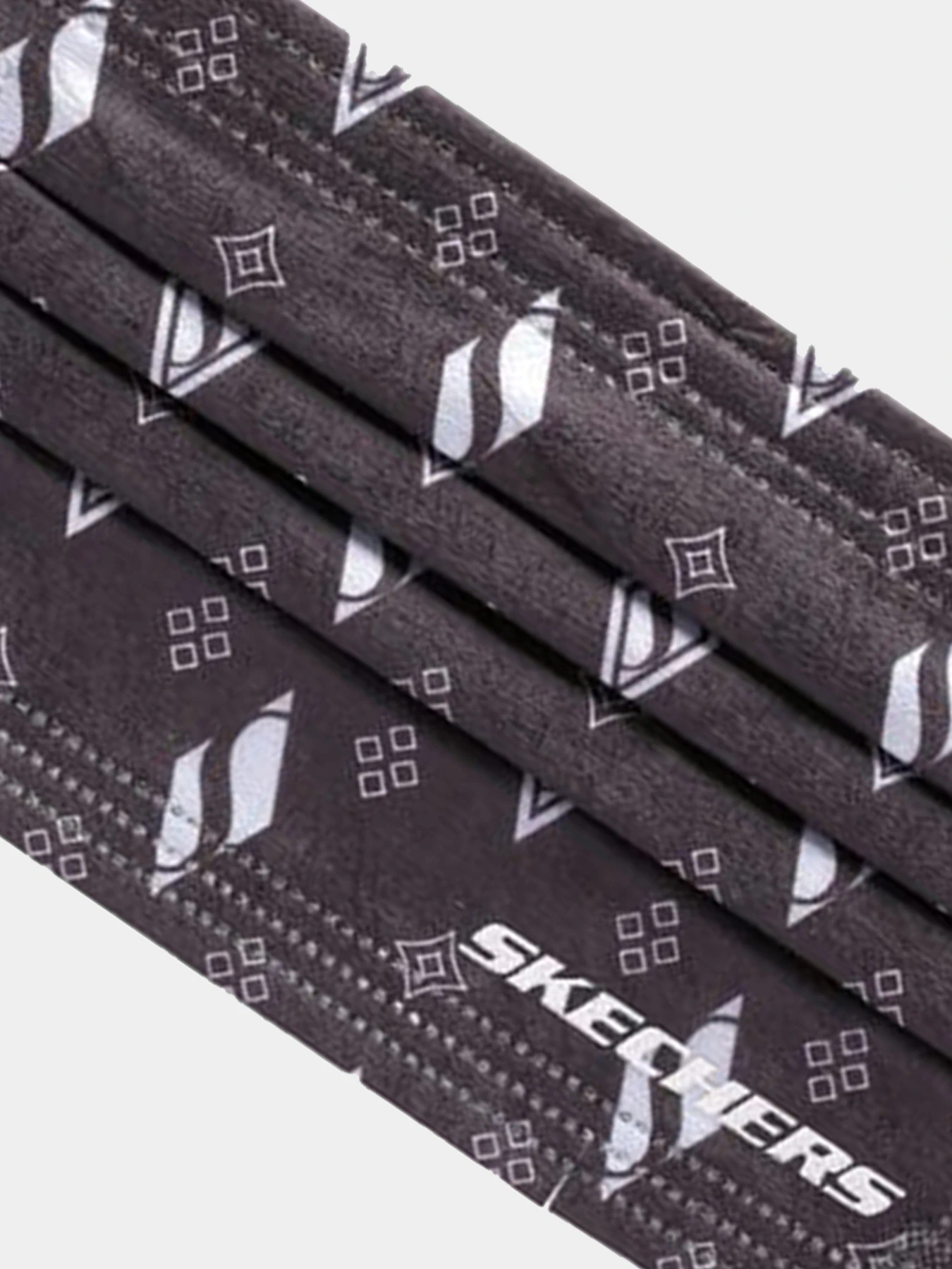 Маска жен. (OSFA) / черный / серый, полиэстер, полипропилен Skechers модель MA-007W BLK Маска жен. (OSFA) / черный / серый, полиэстер, полипропилен Skechers модель MA-007W BLK Фото