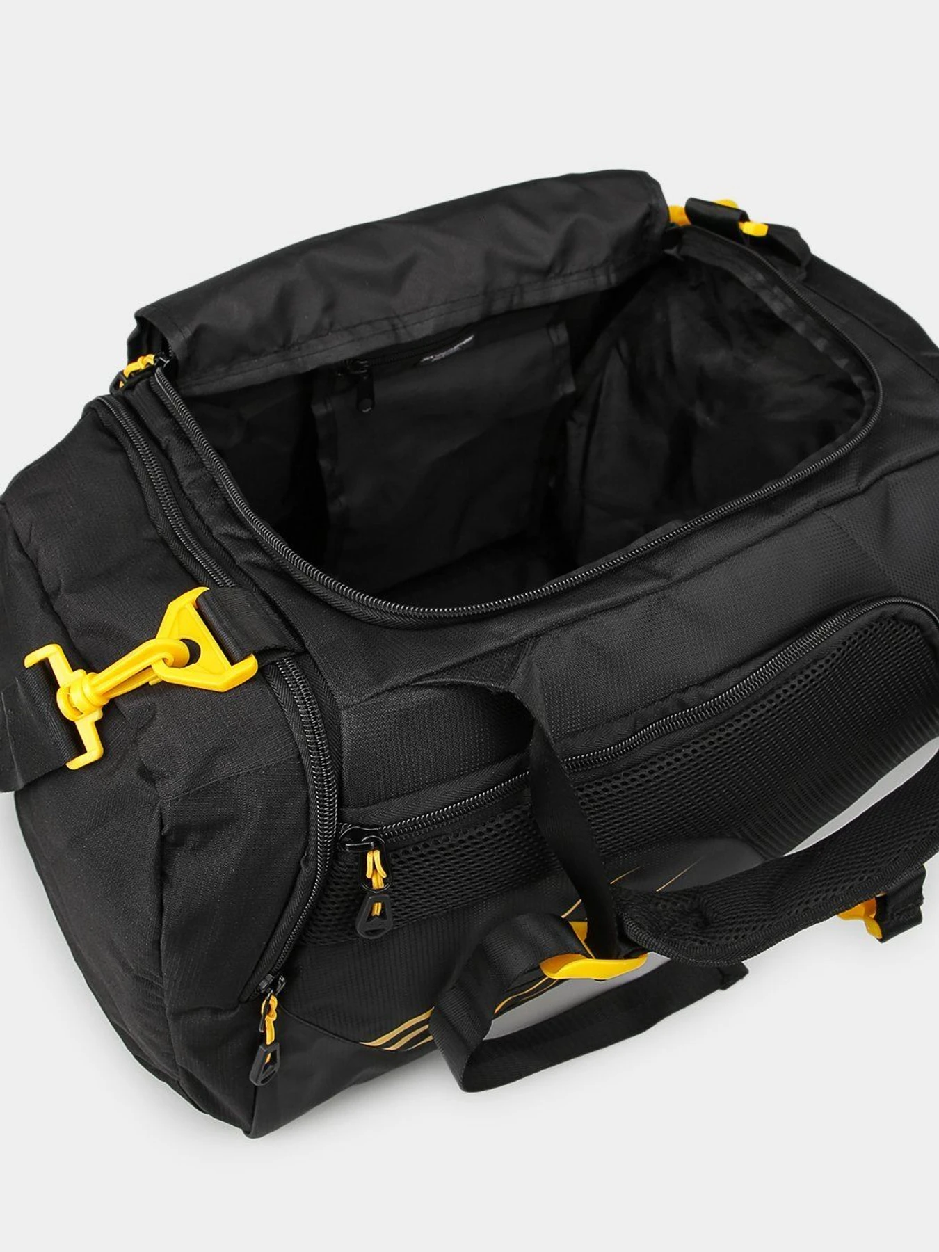 Сумки Skechers Accessories Small Mesh Duffel Bag модель B0417 SCTW BLK Сумки Skechers Accessories Small Mesh Duffel Bag модель B0417 SCTW BLK Фото