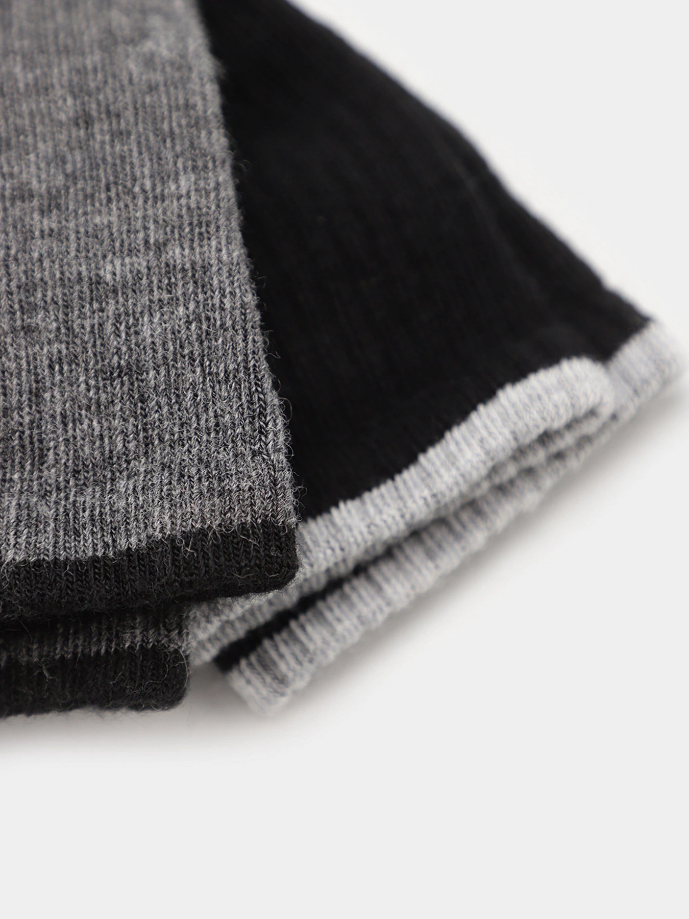 Носки и гольфы Skechers Merino Wool Crew Socks модель S117424-041 Фото