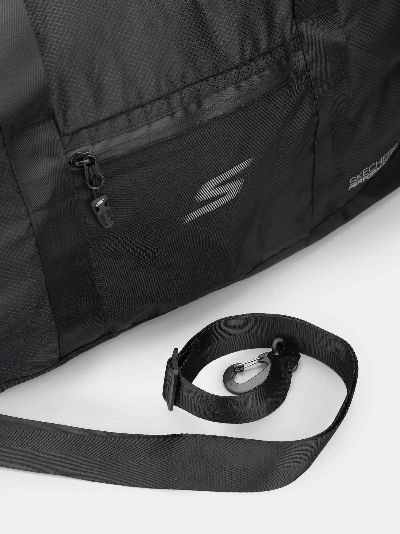 Сумки Skechers 40L FOLDABLE HAUL DUFFLE модель SKPS8474 BLK Сумки Skechers 40L FOLDABLE HAUL DUFFLE модель SKPS8474 BLK Фото