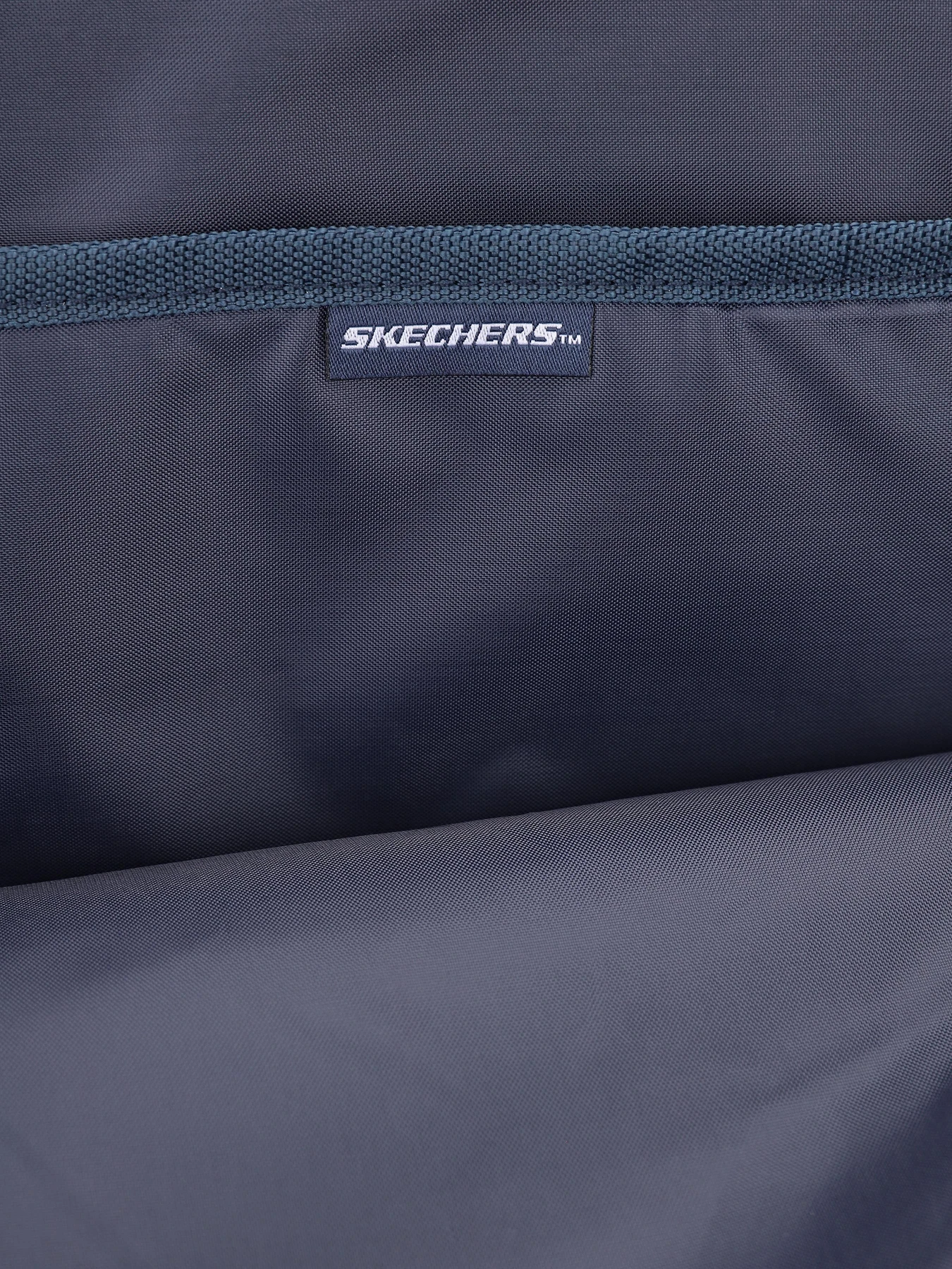 Рюкзаки Skechers ESSENTIAL BACKPACK модель SKCH8442 NVWT Рюкзаки Skechers ESSENTIAL BACKPACK модель SKCH8442 NVWT Фото