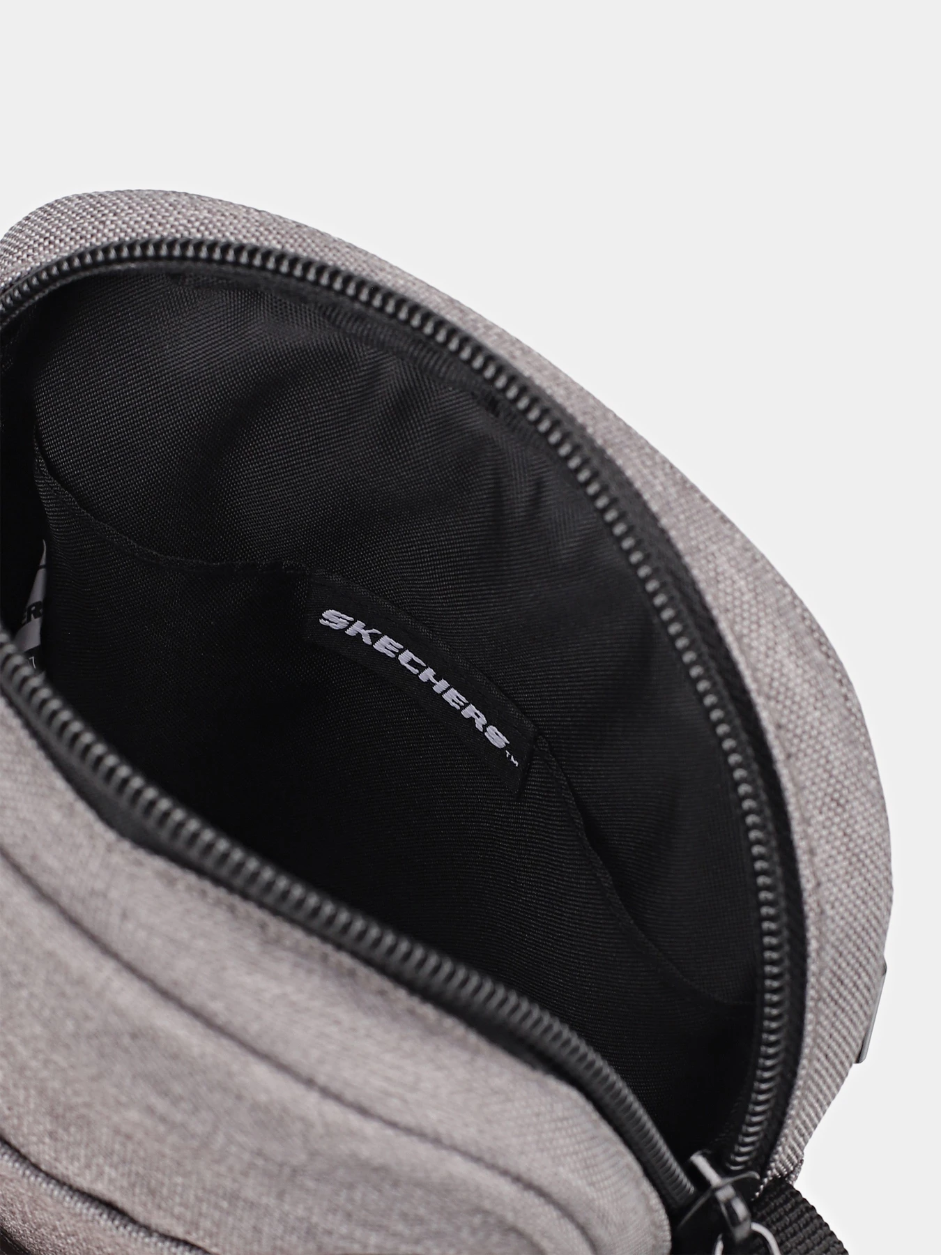 Сумки Skechers VENTURE CROSSBODY BAG модель SKCH9071 GRY Сумки Skechers VENTURE CROSSBODY BAG модель SKCH9071 GRY Фото