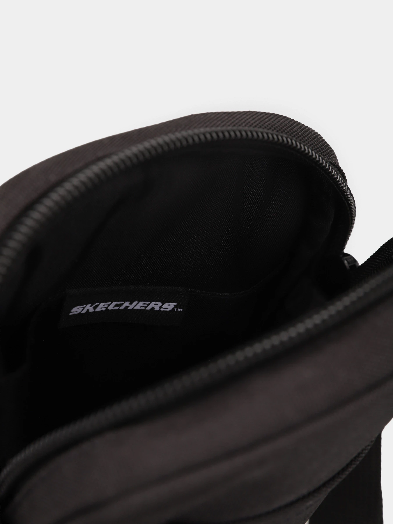 Сумки Skechers VENTURE CROSSBODY BAG модель SKCH9071 BLK Сумки Skechers VENTURE CROSSBODY BAG модель SKCH9071 BLK Фото