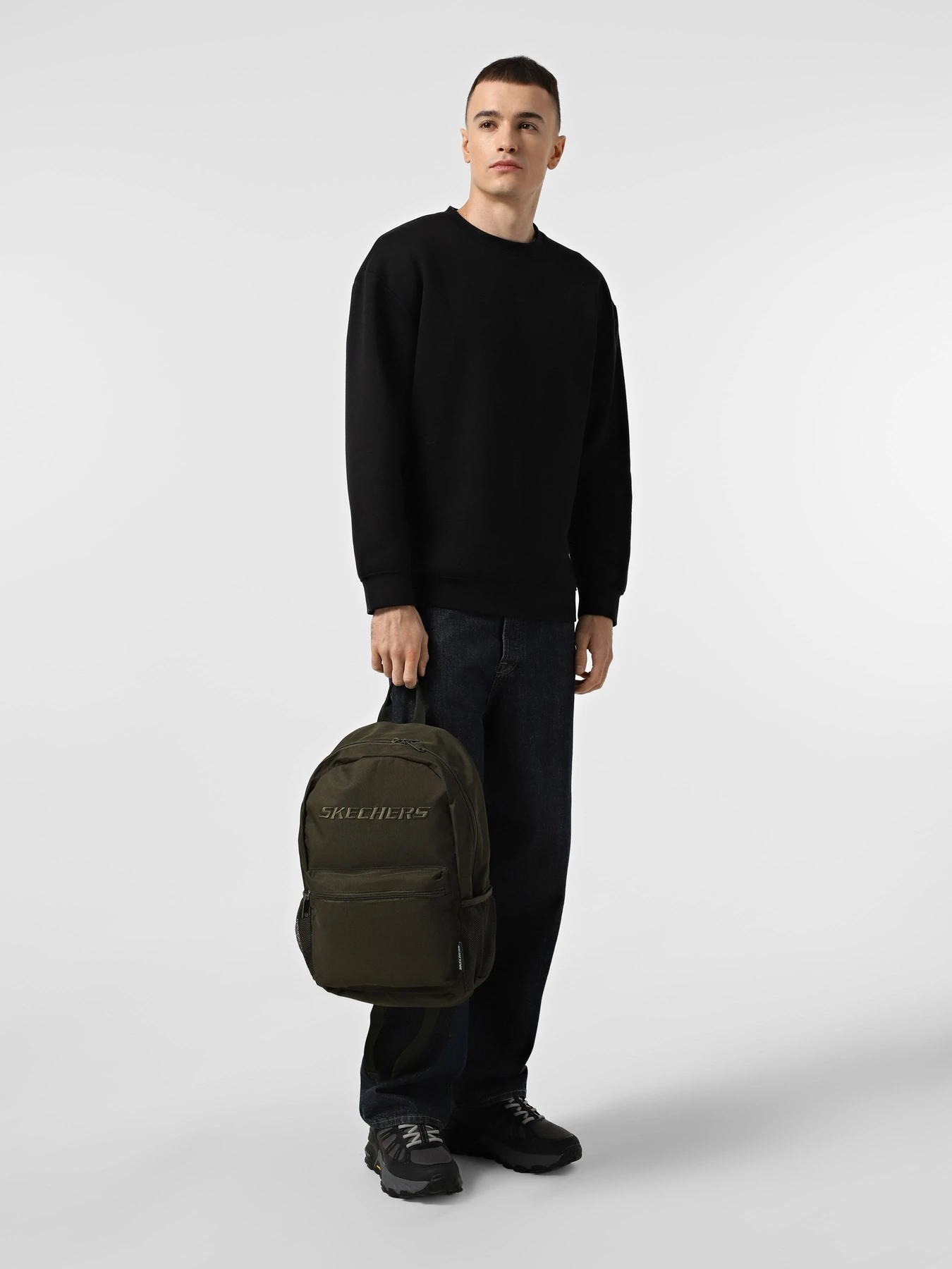 Рюкзаки Skechers WEEKEND BACKPACK 2.0 модель SKCH9404 OLV Рюкзаки Skechers WEEKEND BACKPACK 2.0 модель SKCH9404 OLV Фото