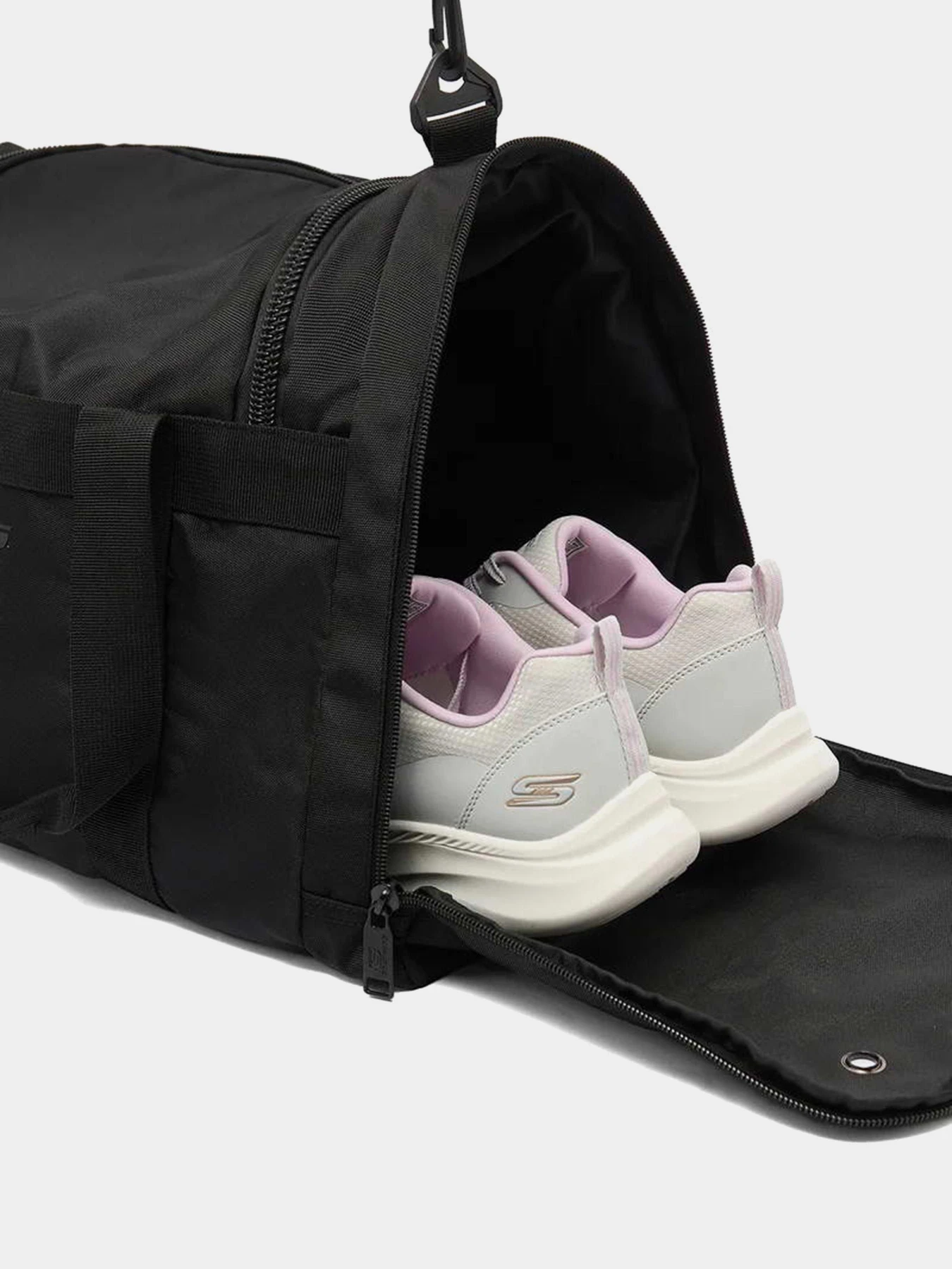 Сумки Skechers CITYSCAPE DUFFLE BAG модель SKCH9206 BLK Сумки Skechers CITYSCAPE DUFFLE BAG модель SKCH9206 BLK Фото