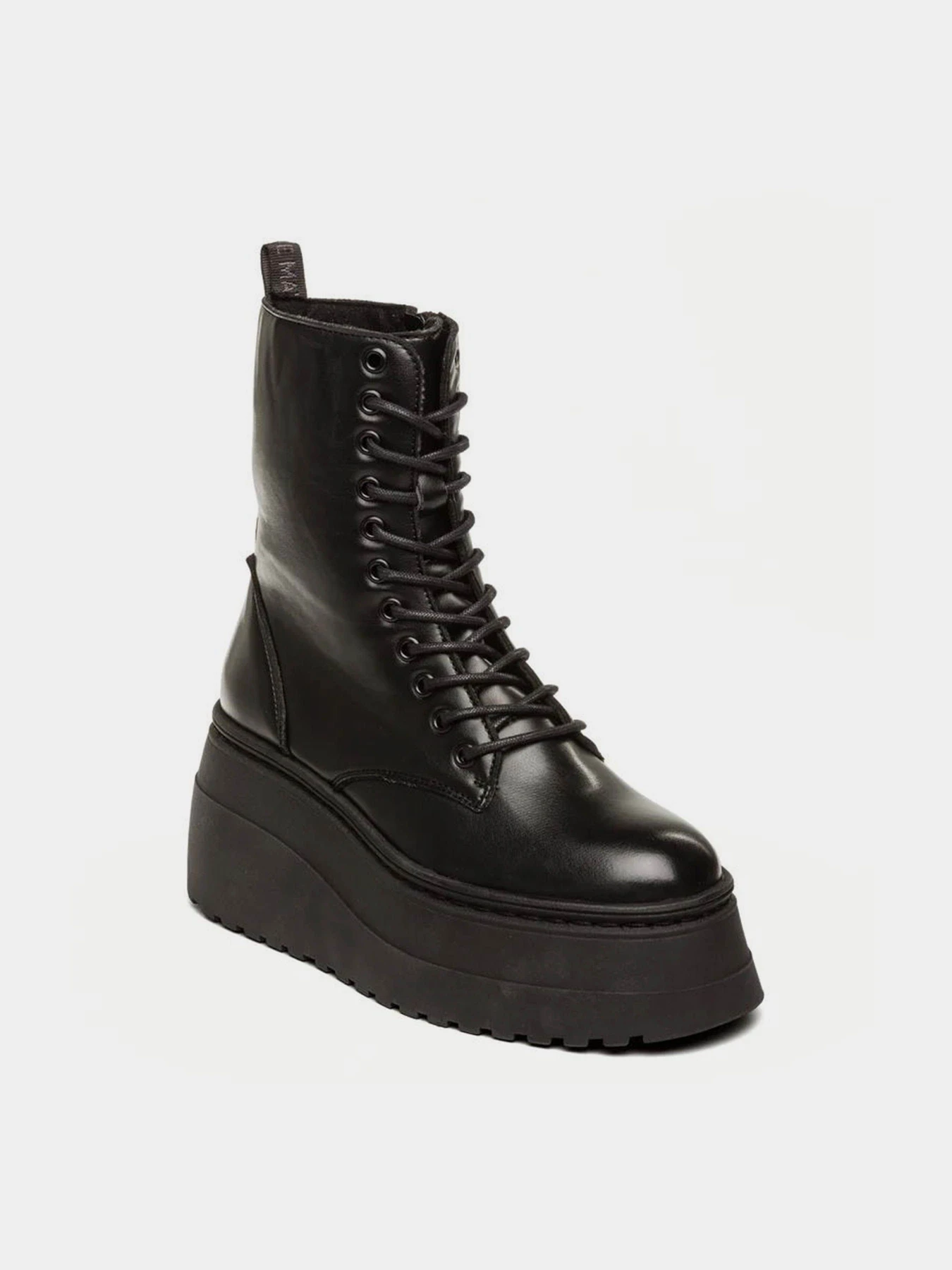 Ботинки и сапоги Steve Madden Polar модель SM11002808 BLK ACTION LEATHER Ботинки и сапоги Steve Madden Polar модель SM11002808 BLK ACTION LEATHER Фото