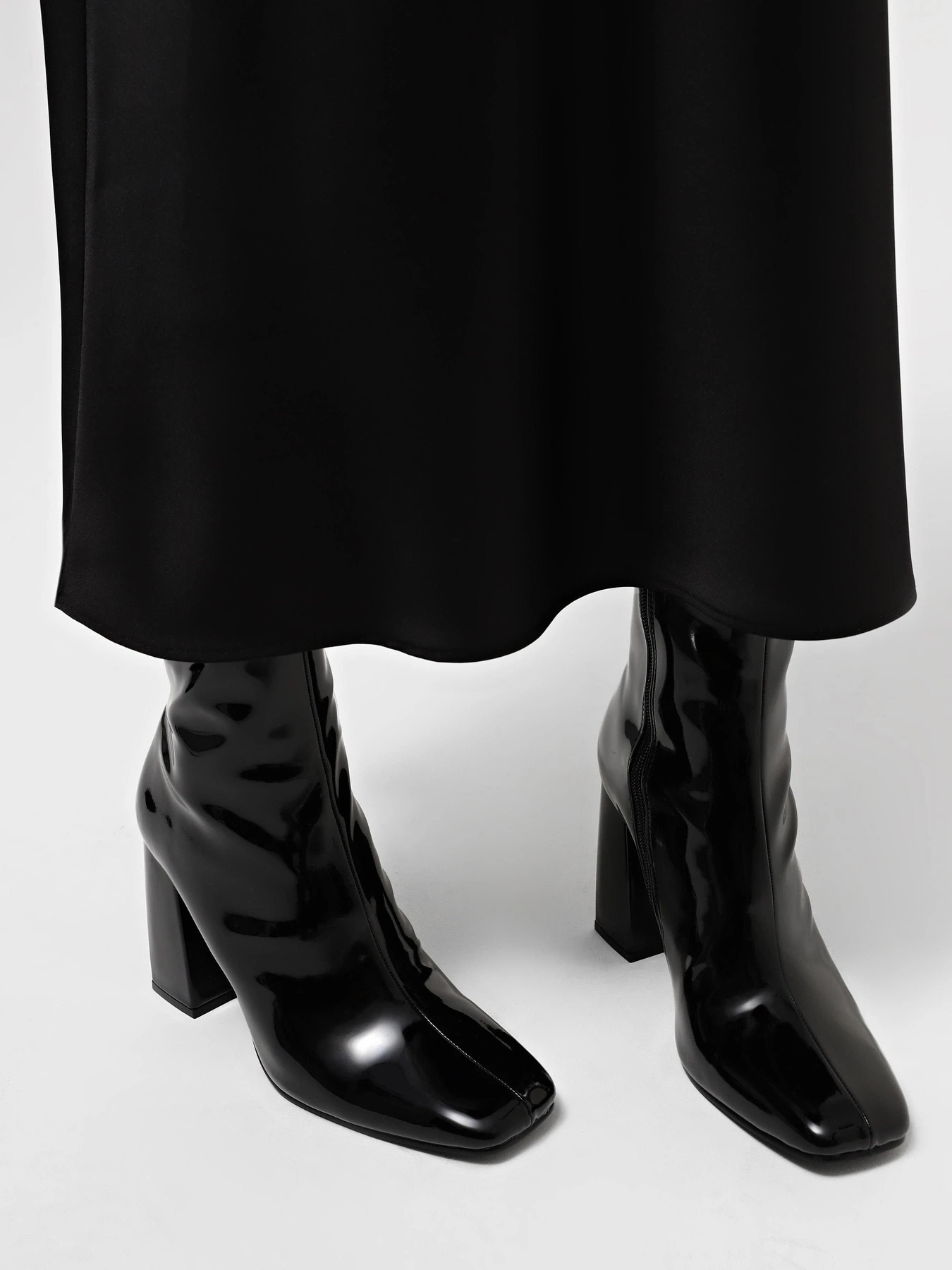 Черевики та чоботи Steve Madden Traverse модель SM19000040 BLACK PATENT Фото