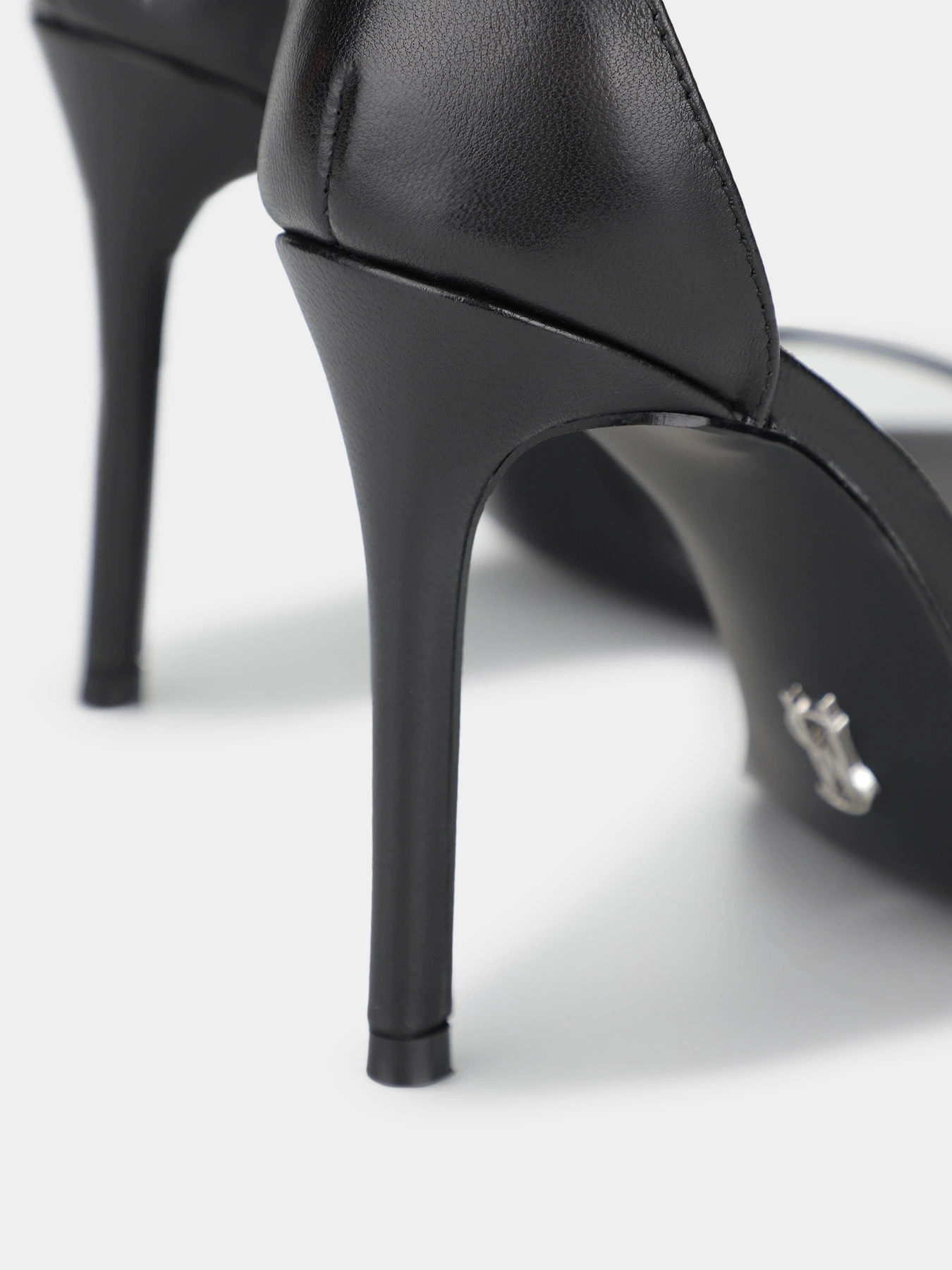 Босоножки Steve Madden модель SM11002956 BLACK LEATHER Босоножки Steve Madden модель SM11002956 BLACK LEATHER Фото