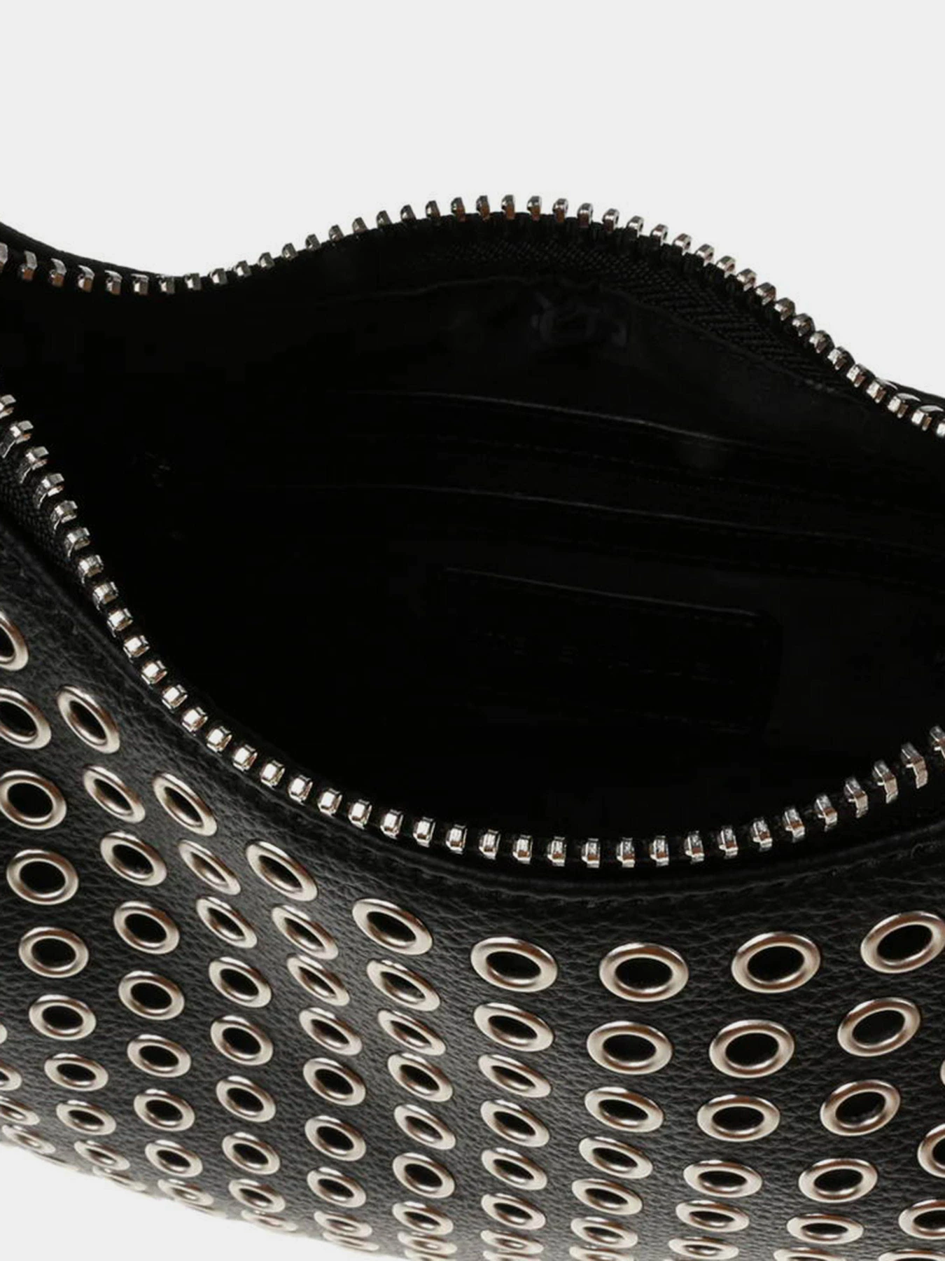 Сумки Steve Madden Bsavor-G модель SM13001297 BLK/SIL Сумки Steve Madden Bsavor-G модель SM13001297 BLK/SIL Фото