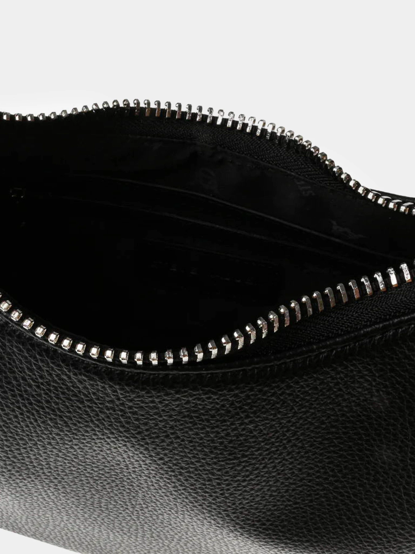 Сумки Steve Madden Bsavor модель SM13001307 BLK/SIL Сумки Steve Madden Bsavor модель SM13001307 BLK/SIL Фото