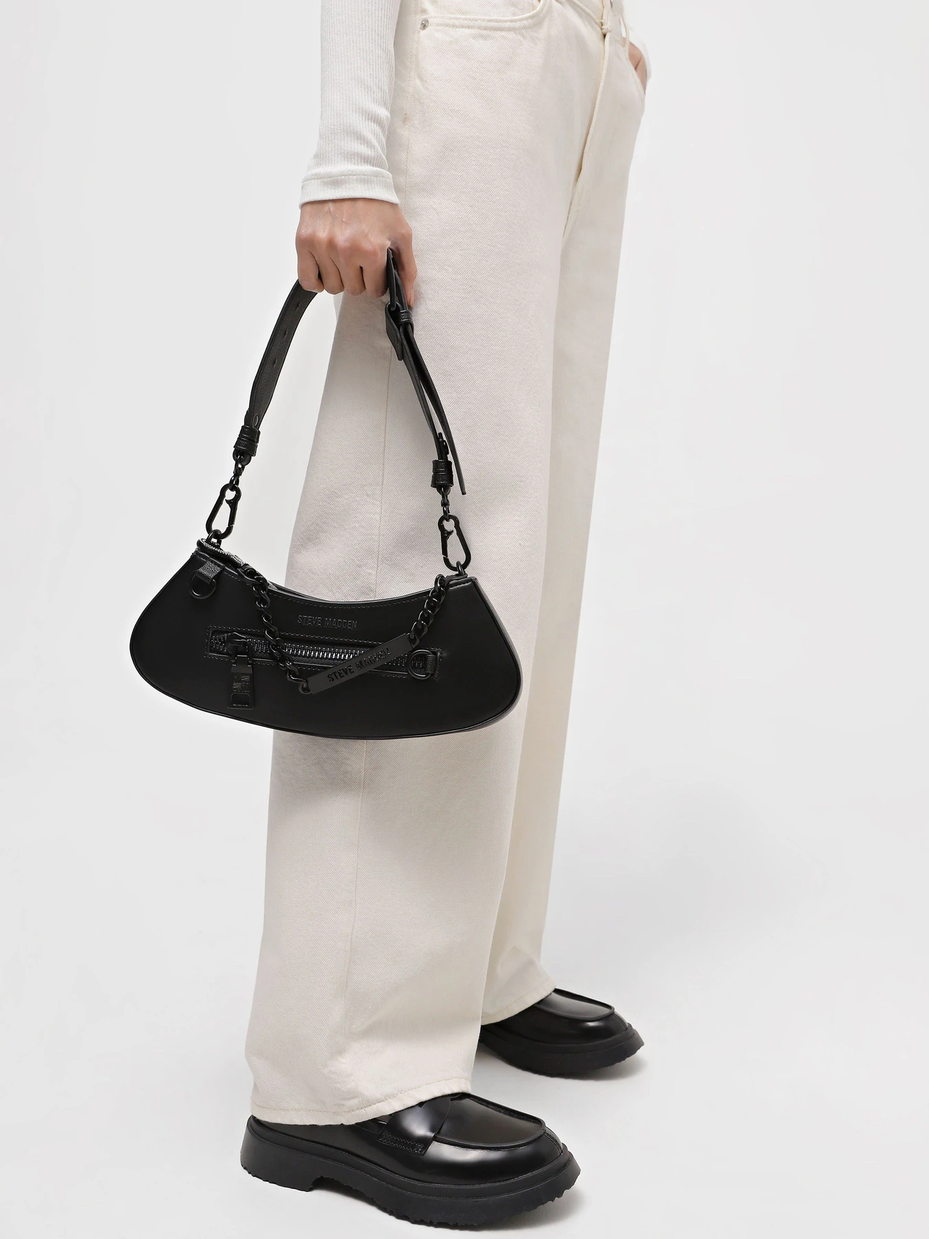 Сумки Steve Madden Duna модель SM13001247 BLACK/BLACK Сумки Steve Madden Duna модель SM13001247 BLACK/BLACK Фото