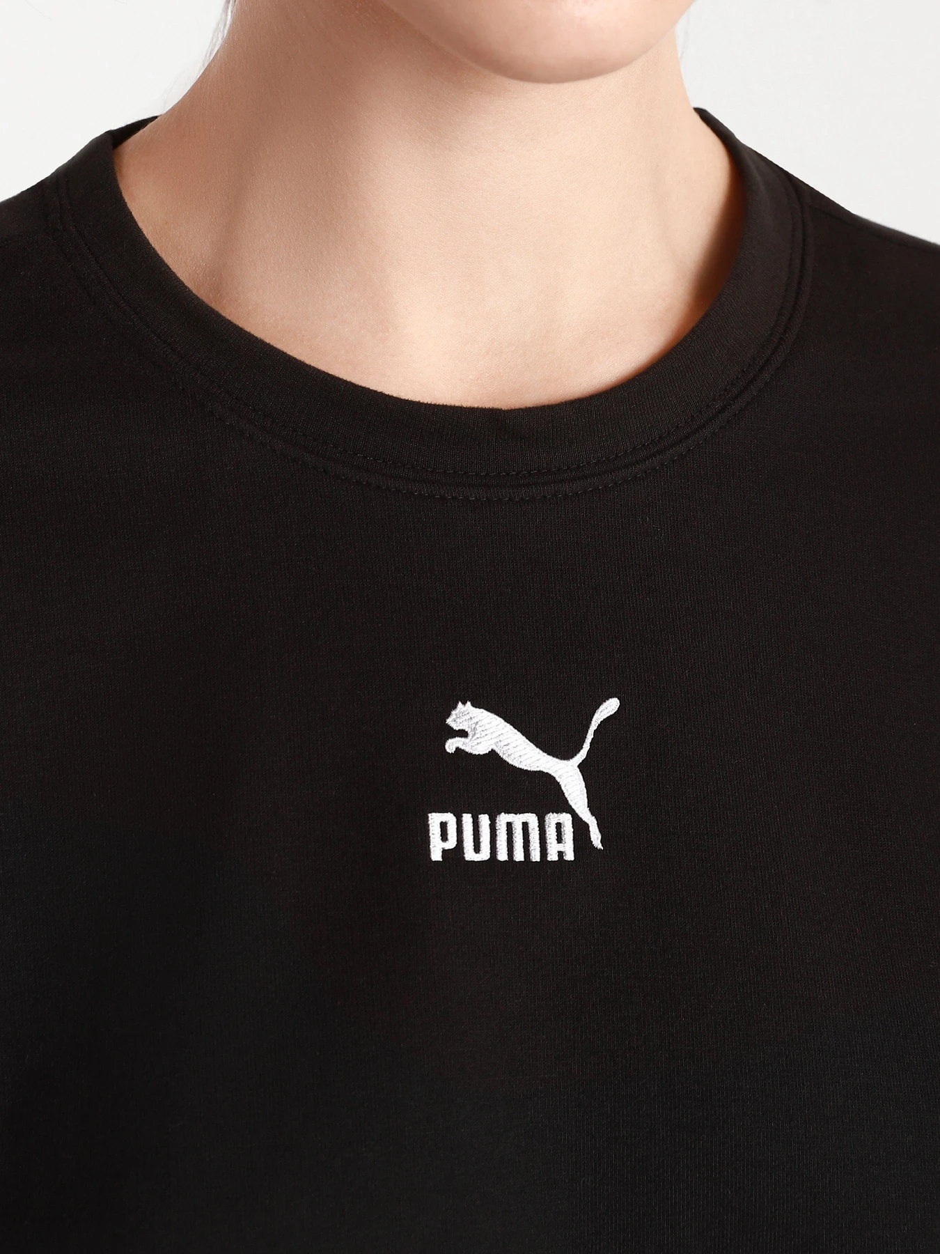 Футболки и поло PUMA Classics Raw Edge Crew модель 53253901 Фото