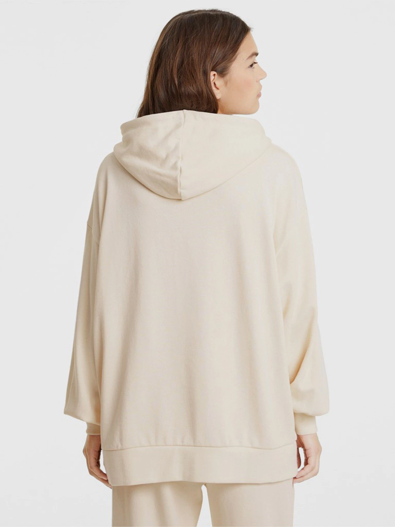 Худи и свитшоты PUMA Classics Oversized Hoodie модель 53041299 Худи и свитшоты PUMA Classics Oversized Hoodie модель 53041299 Фото