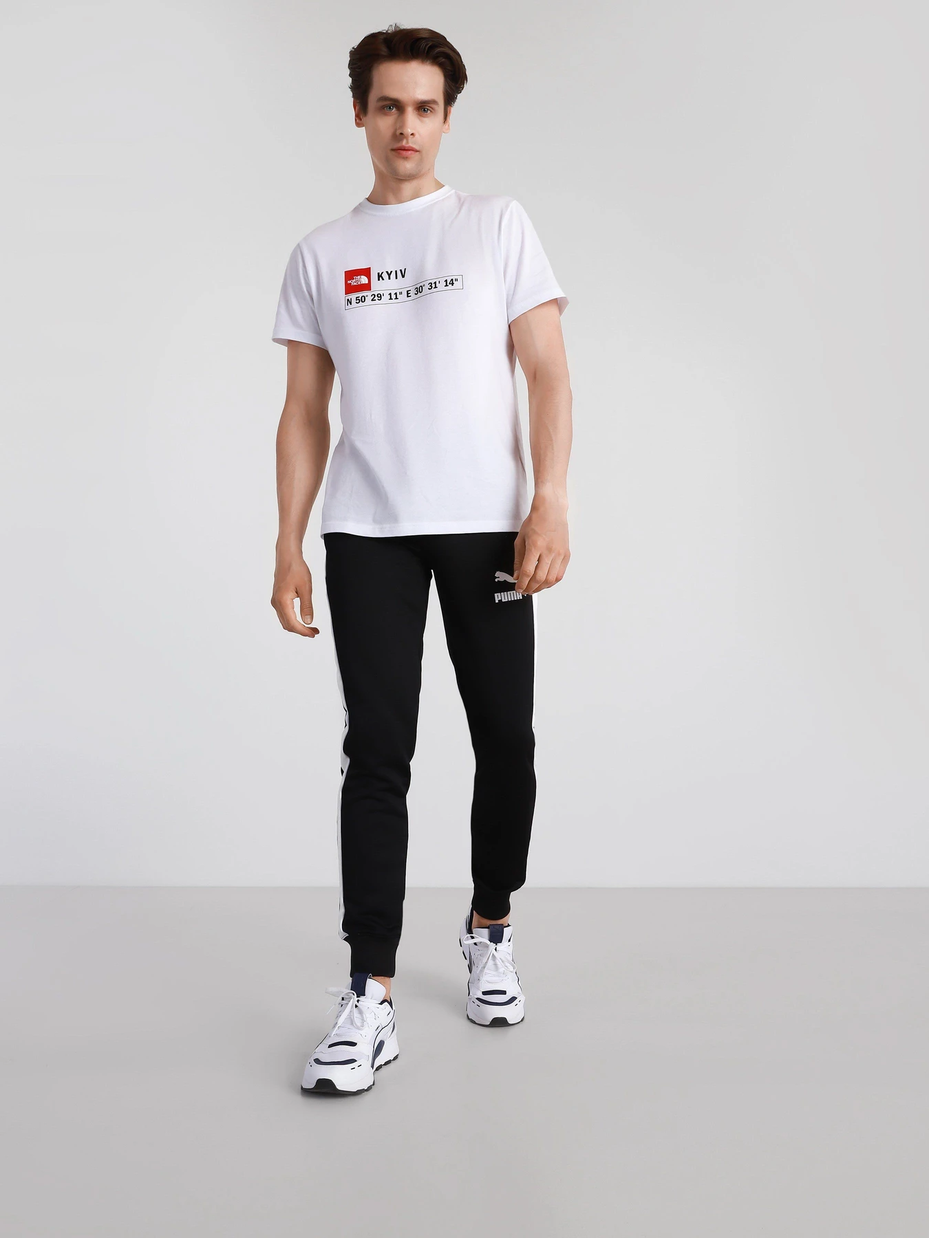 Брюки PUMA ICONIC T7 модель 53009801 Брюки PUMA ICONIC T7 модель 53009801 Фото
