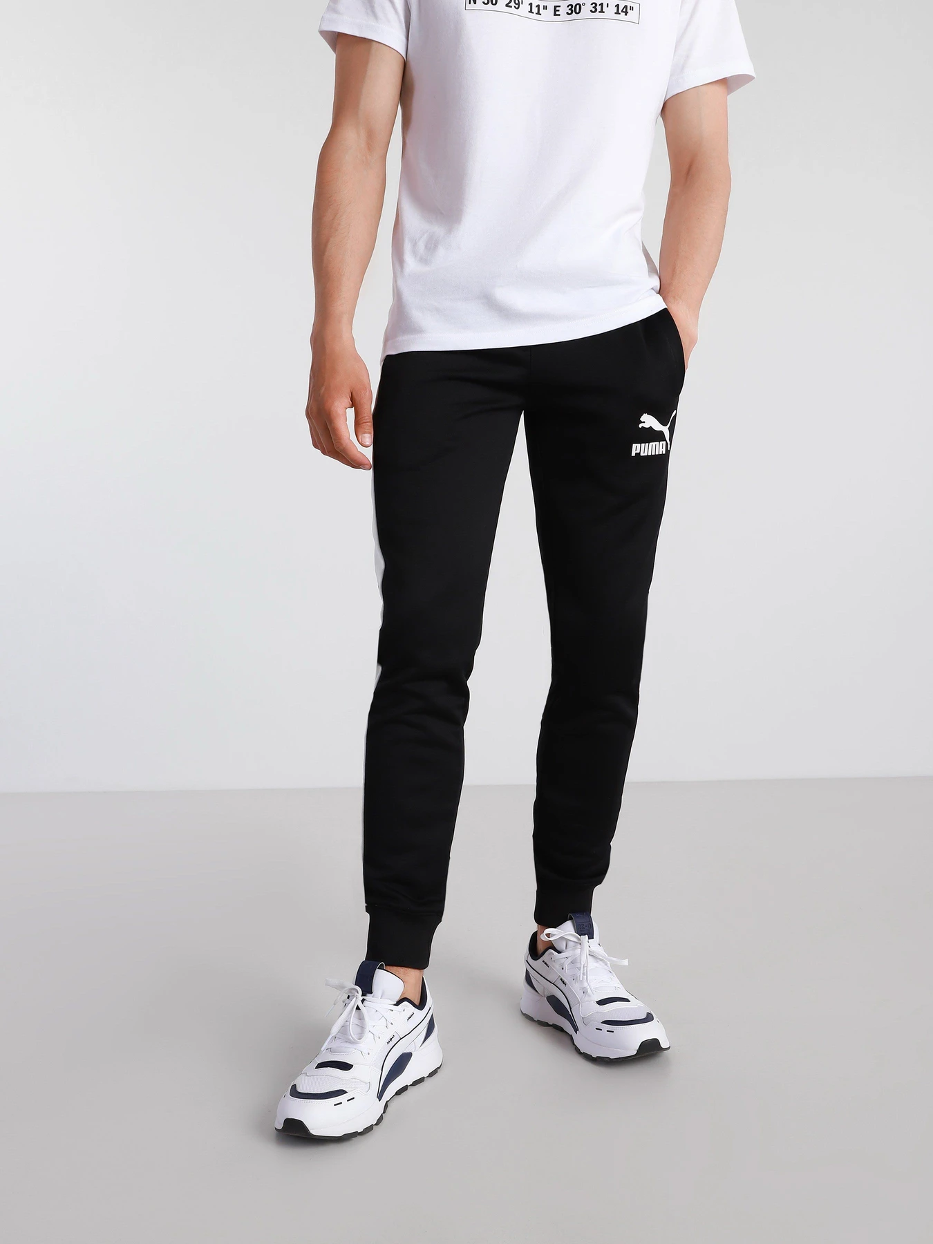 Брюки PUMA ICONIC T7 модель 53009801 Брюки PUMA ICONIC T7 модель 53009801 Фото