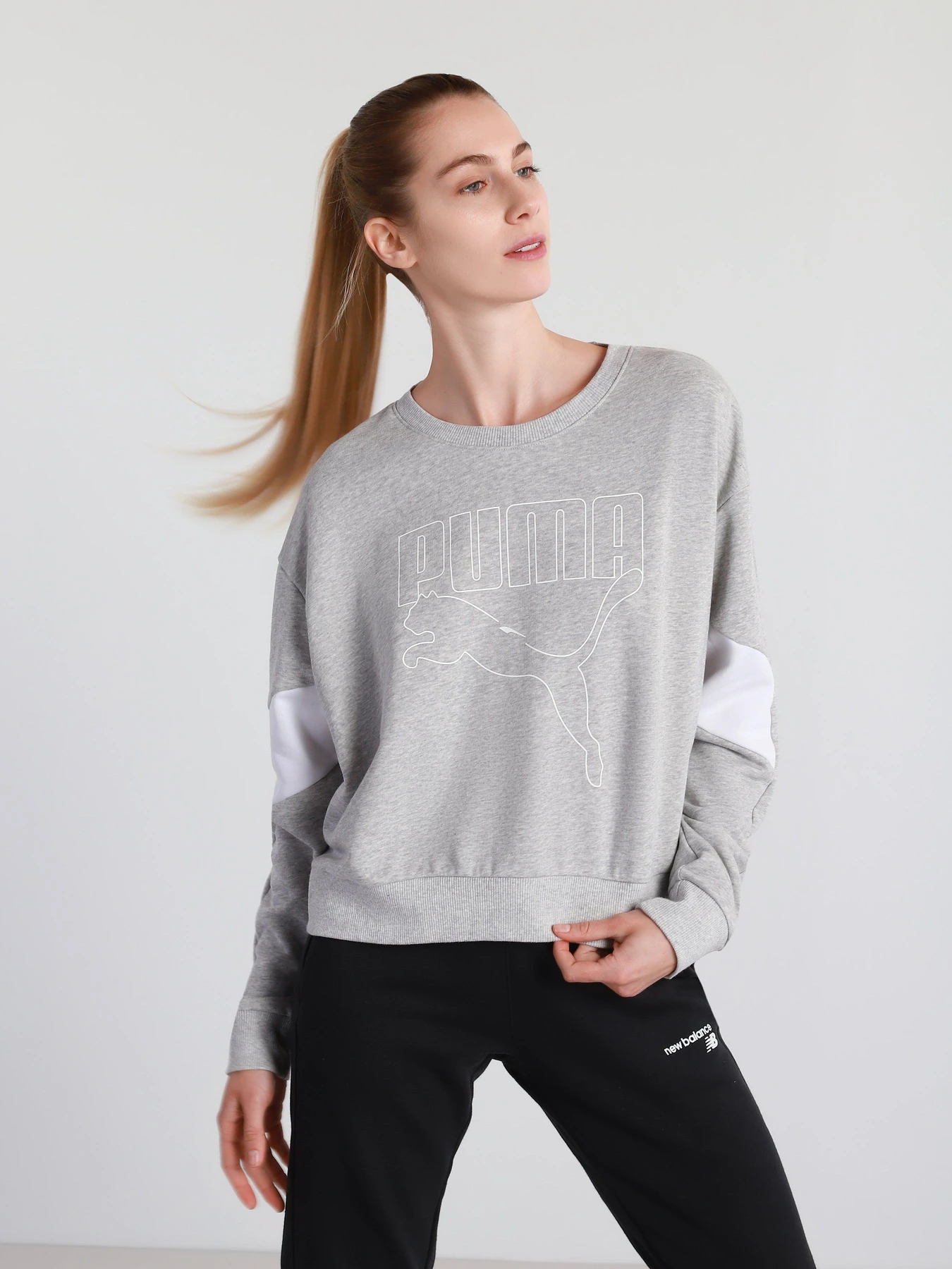 Свитры и кардиганы PUMA REBEL CREW NECK модель 58575004 Свитры и кардиганы PUMA REBEL CREW NECK модель 58575004 Фото