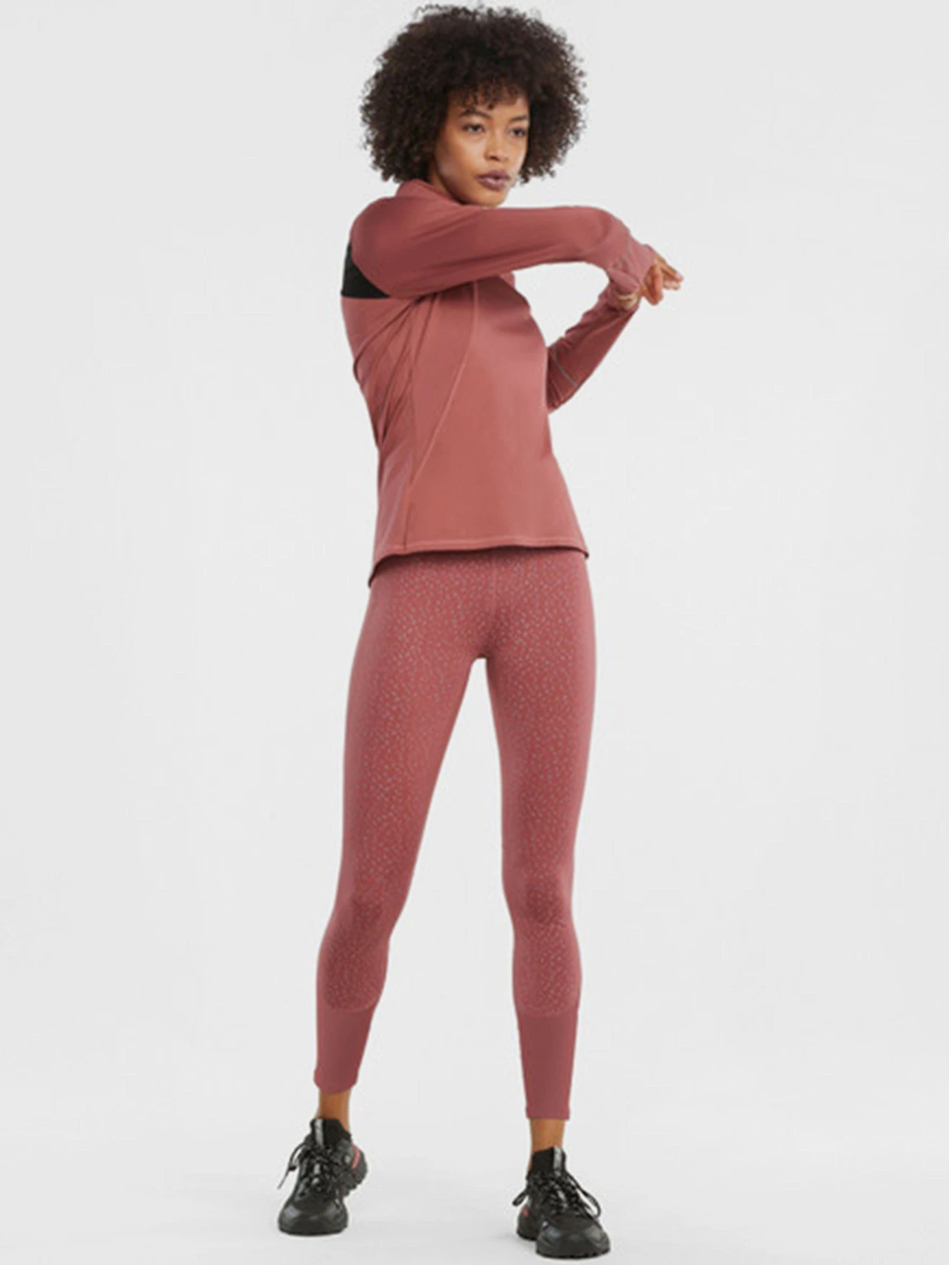 Худі та світшоти PUMA RUN WINTERIZED 1 2 ZIP модель 52084625 Фото