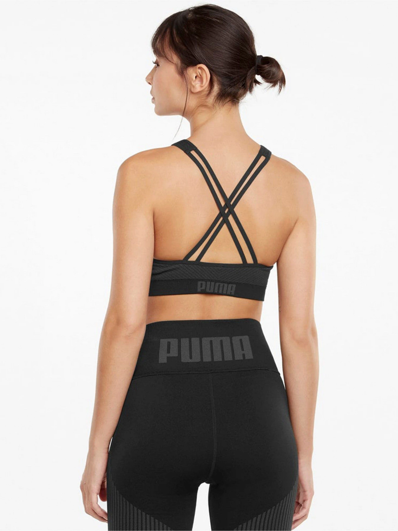 Футболки і поло PUMA Low Impact Long Line Seamless Bra модель 52094701 Футболки і поло PUMA Low Impact Long Line Seamless Bra модель 52094701 Фото
