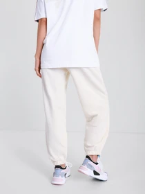 Брюки PUMA Classics Relaxed модель 53041673 Фото