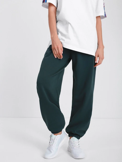 Брюки PUMA Classics Relaxed модель 53041680 Фото