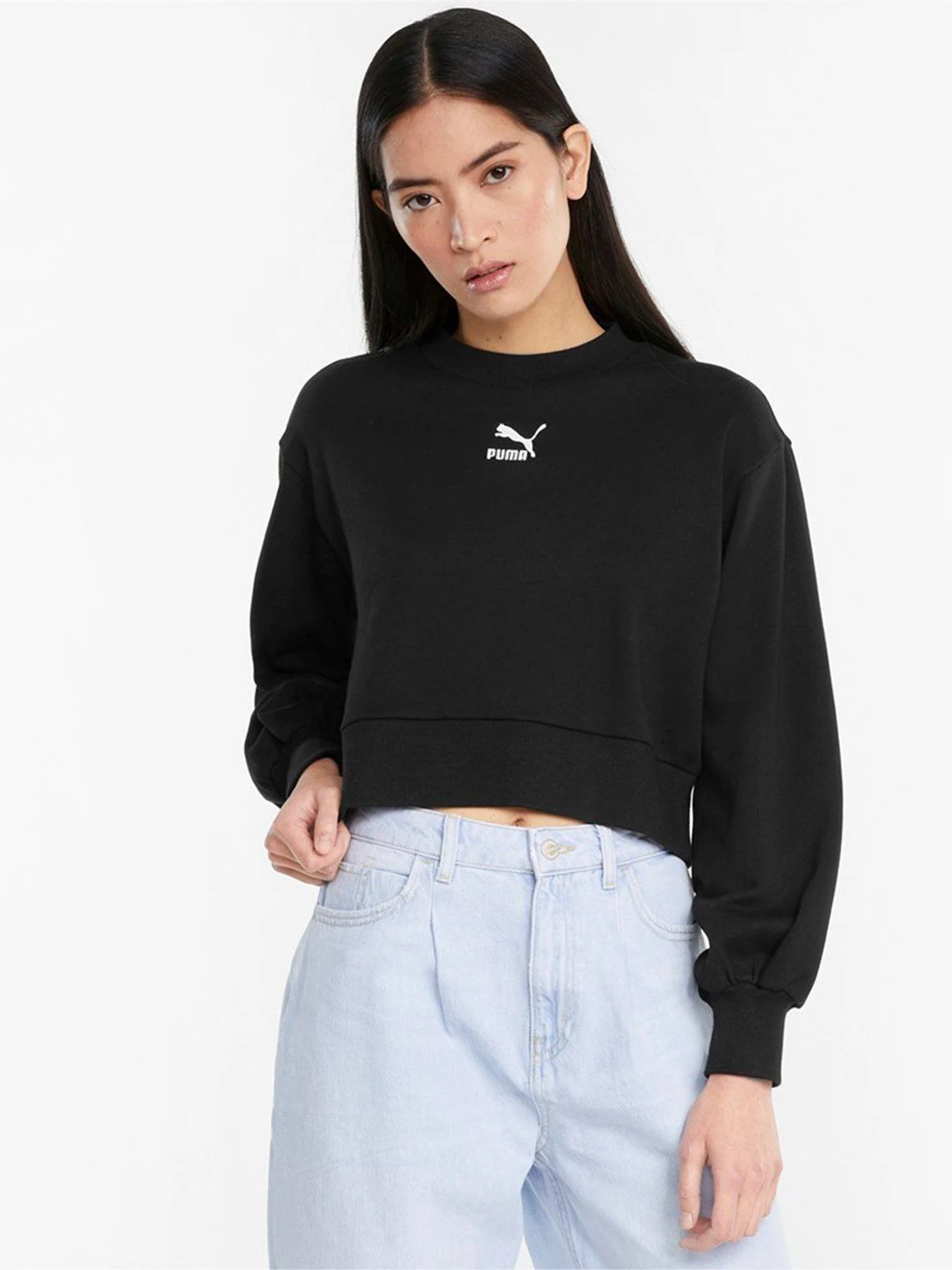 Худи и свитшоты PUMA Classics Puff Sleeve Crew модель 53161601 Худи и свитшоты PUMA Classics Puff Sleeve Crew модель 53161601 Фото